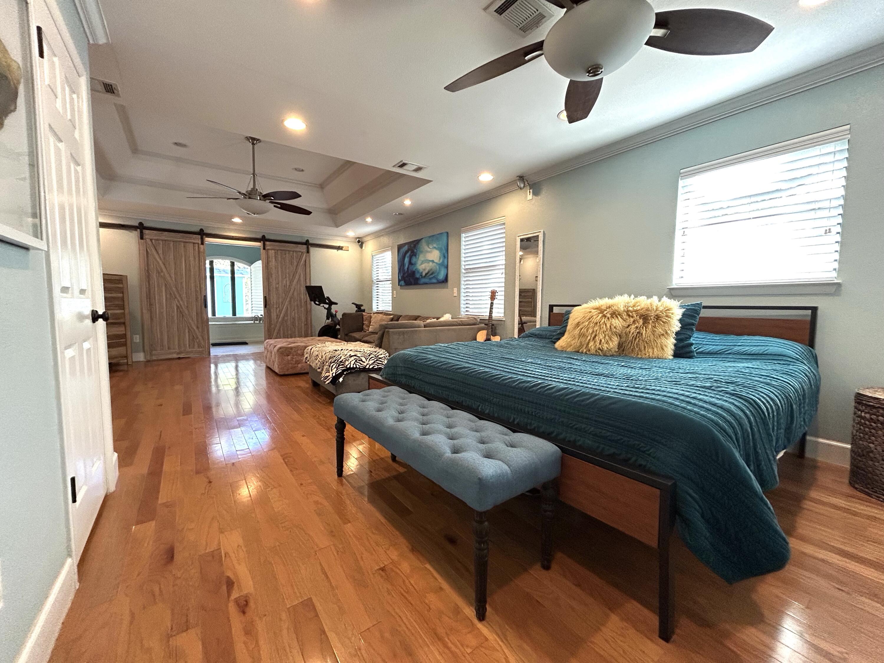 ROSEWOOD HOMES - Residential