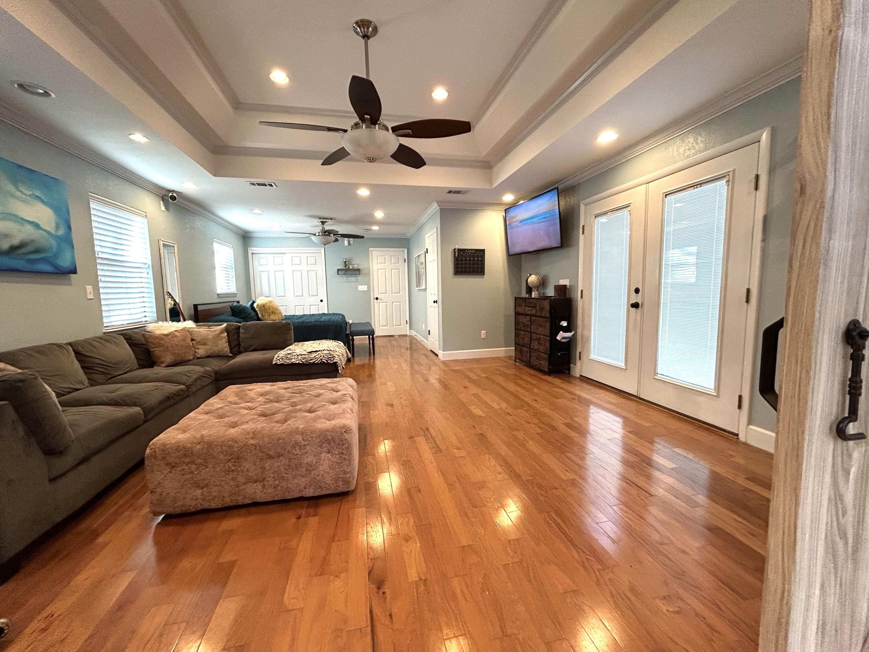 ROSEWOOD HOMES - Residential