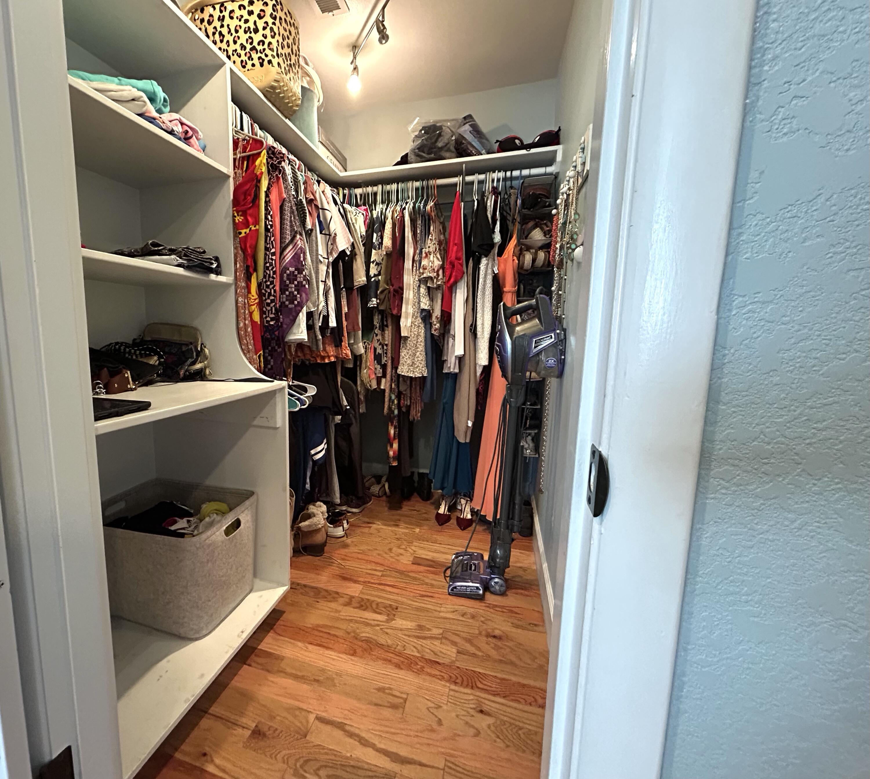 ROSEWOOD HOMES - Residential