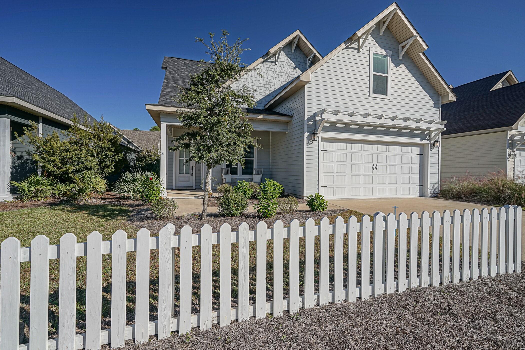 Paradise Cove - Residential