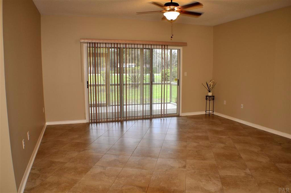 HIDDEN BAY VILLAGE - Residential