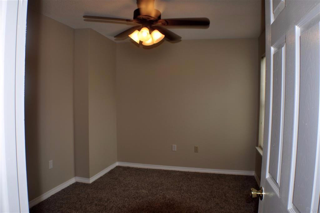 HIDDEN BAY VILLAGE - Residential