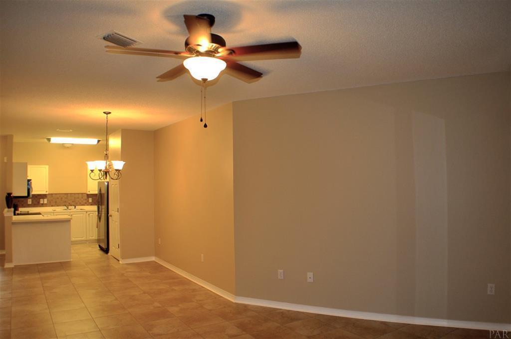 HIDDEN BAY VILLAGE - Residential