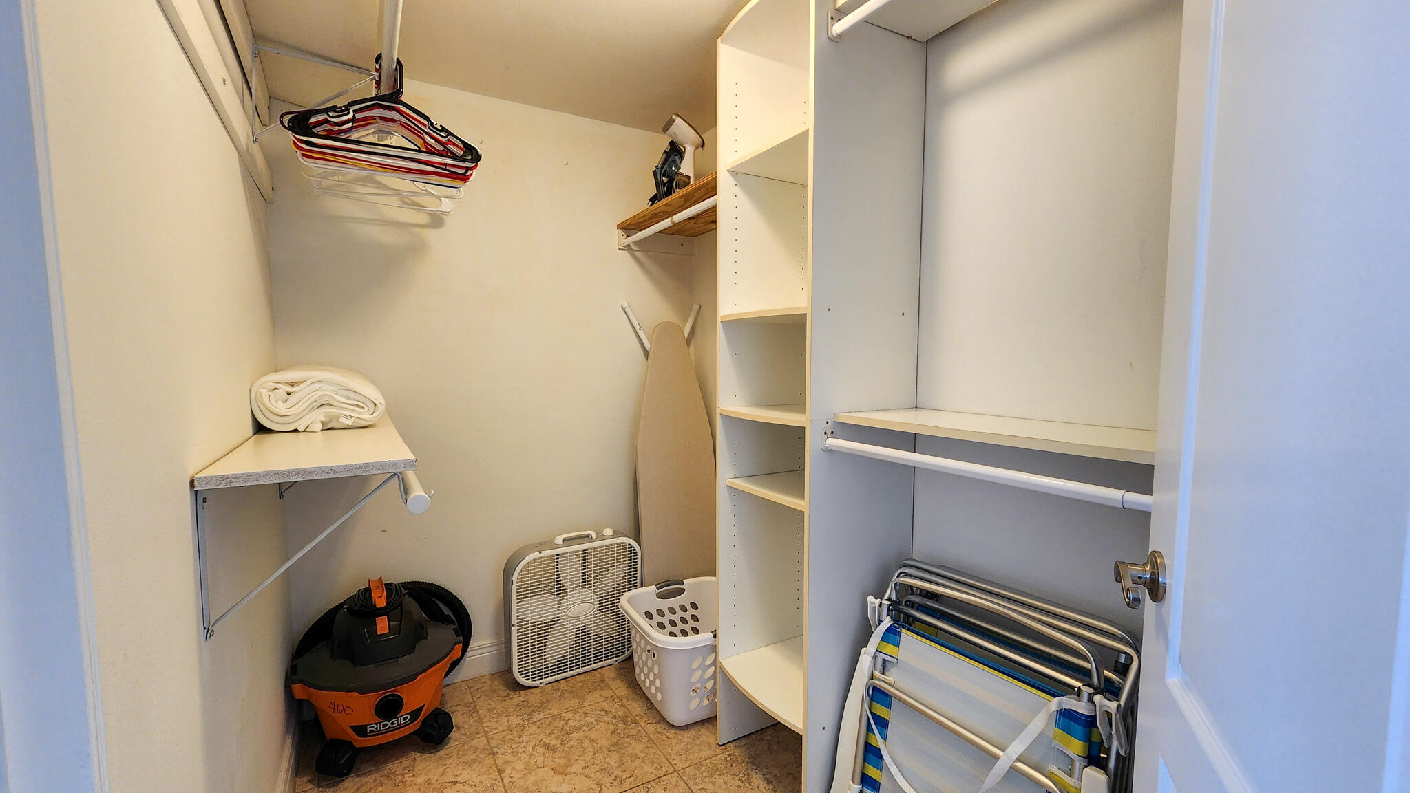 ISLAND ECHO CONDO - Residential