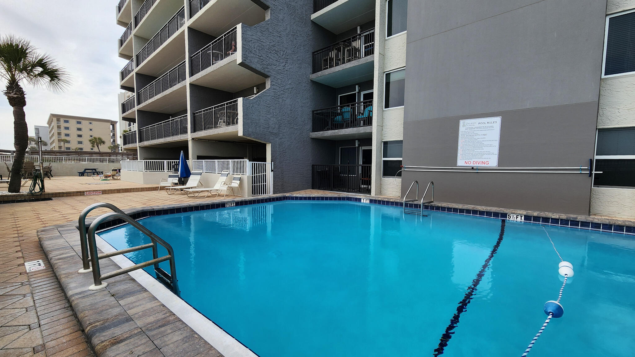 ISLAND ECHO CONDO - Residential