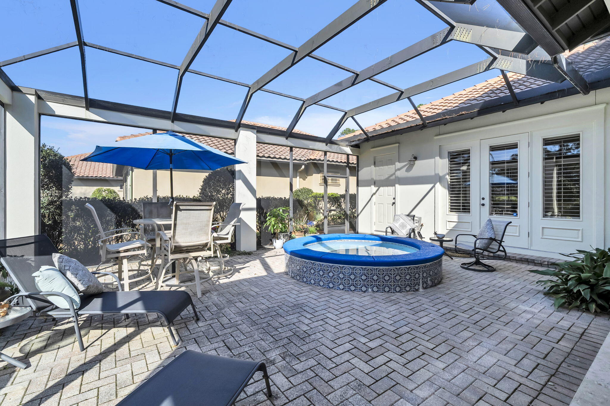 THE VINEYARD - Residential