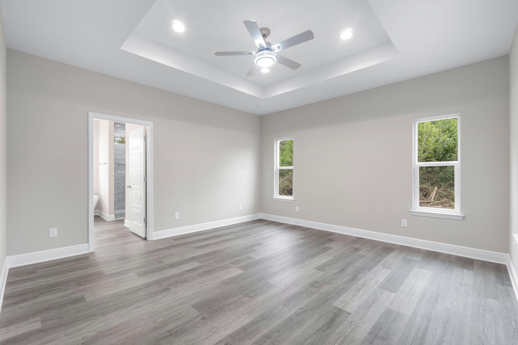 CRESCENT SHORES - Residential