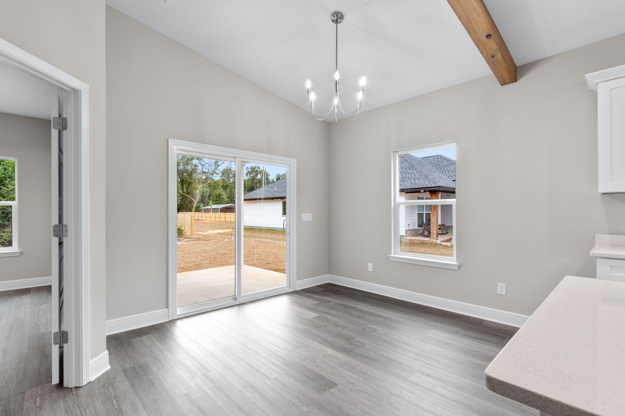 CRESCENT SHORES - Residential