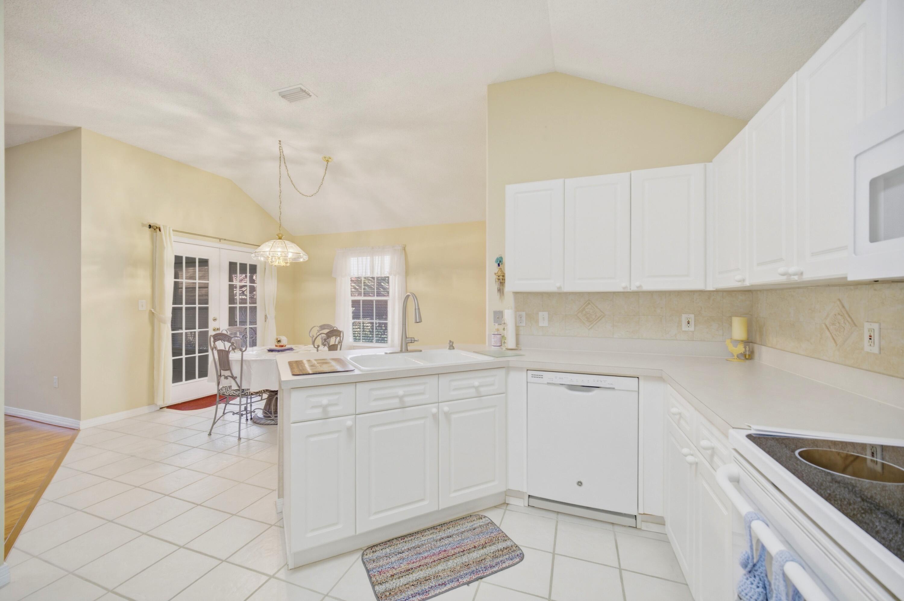 BAYSIDE - Residential