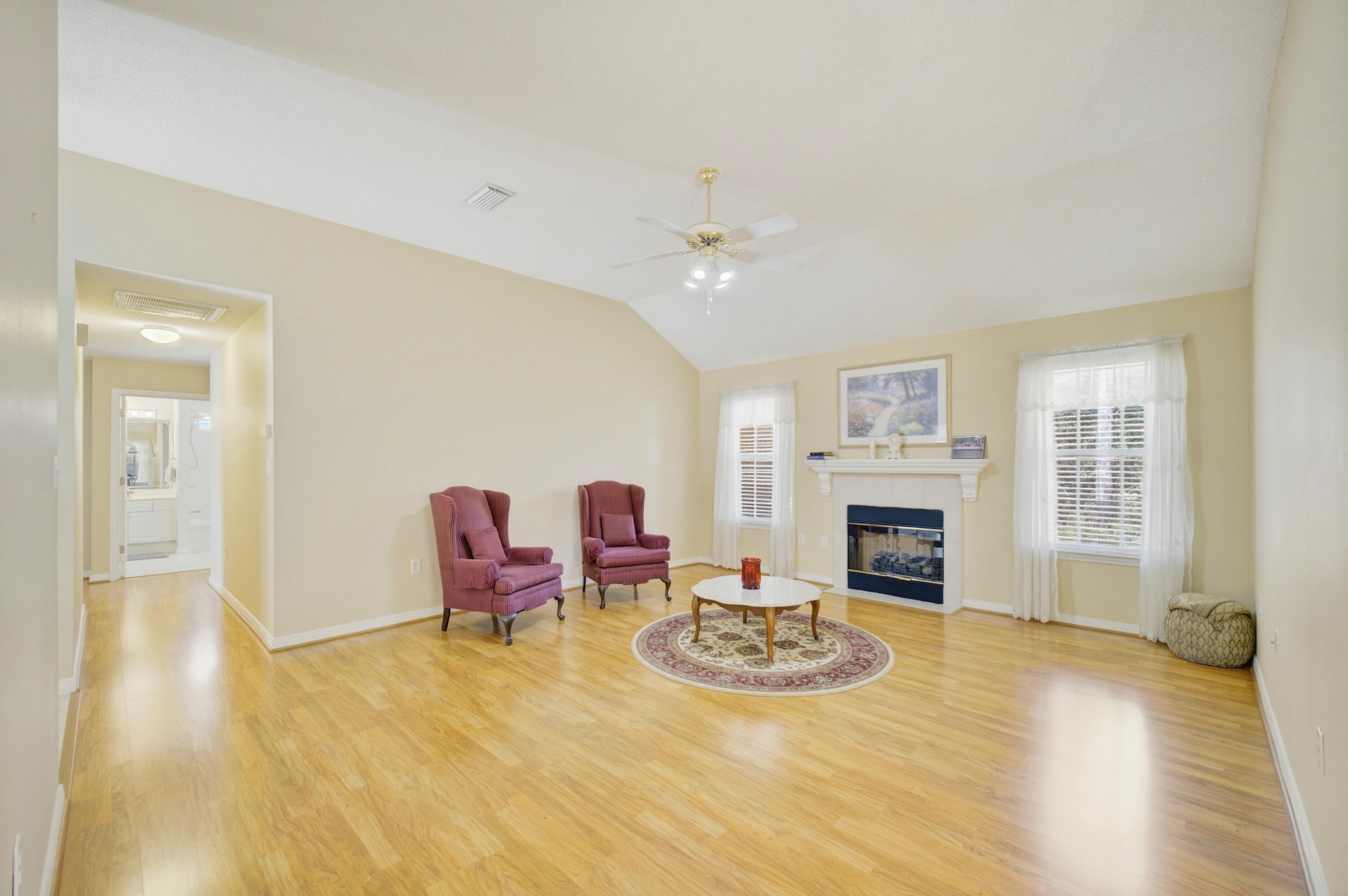 BAYSIDE - Residential