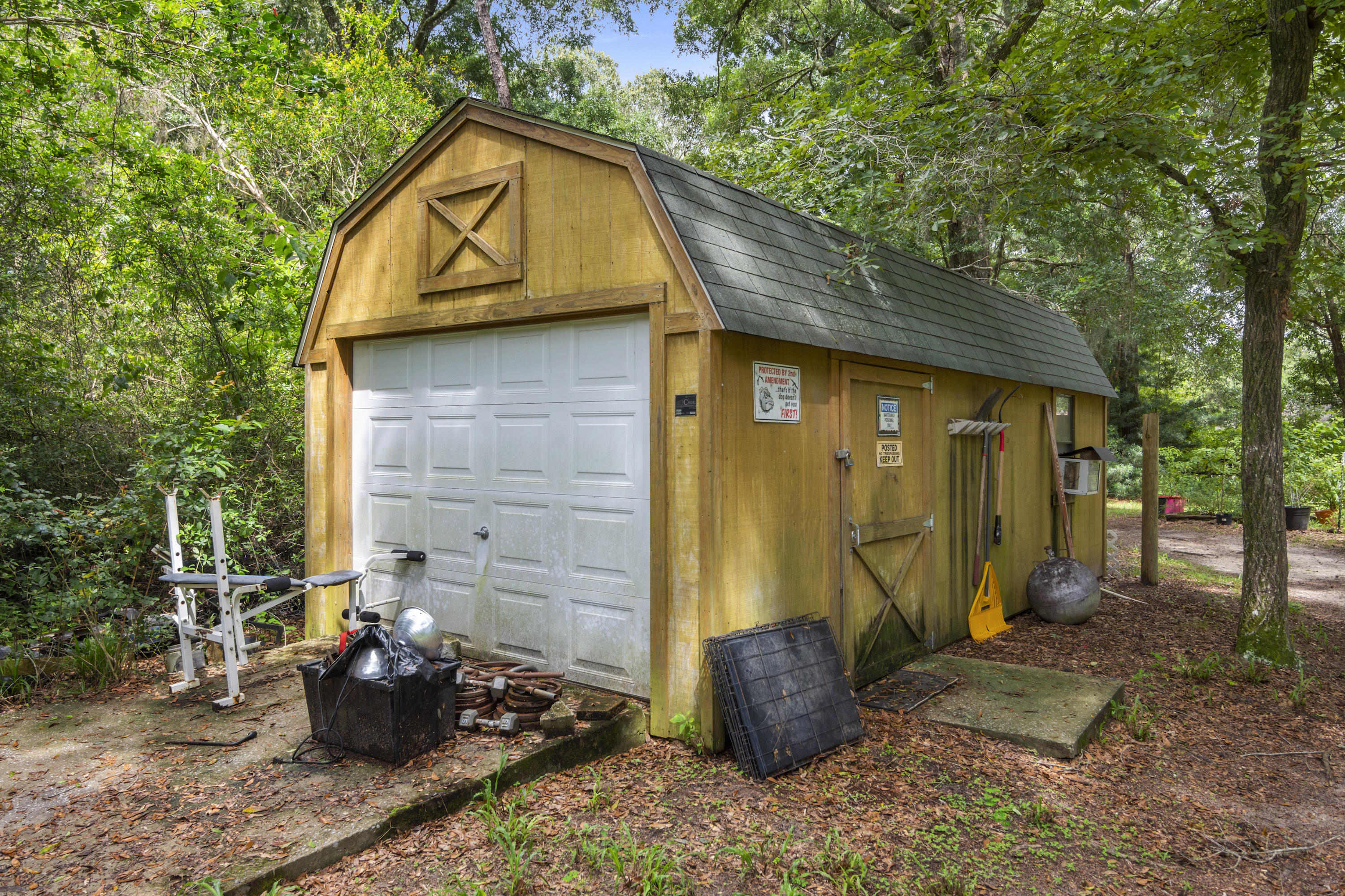 METES & BOUNDS - Residential