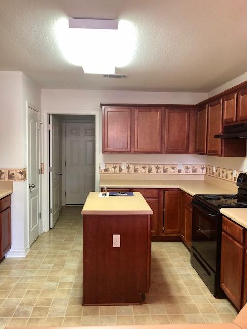 BENTLEY OAKS - Residential