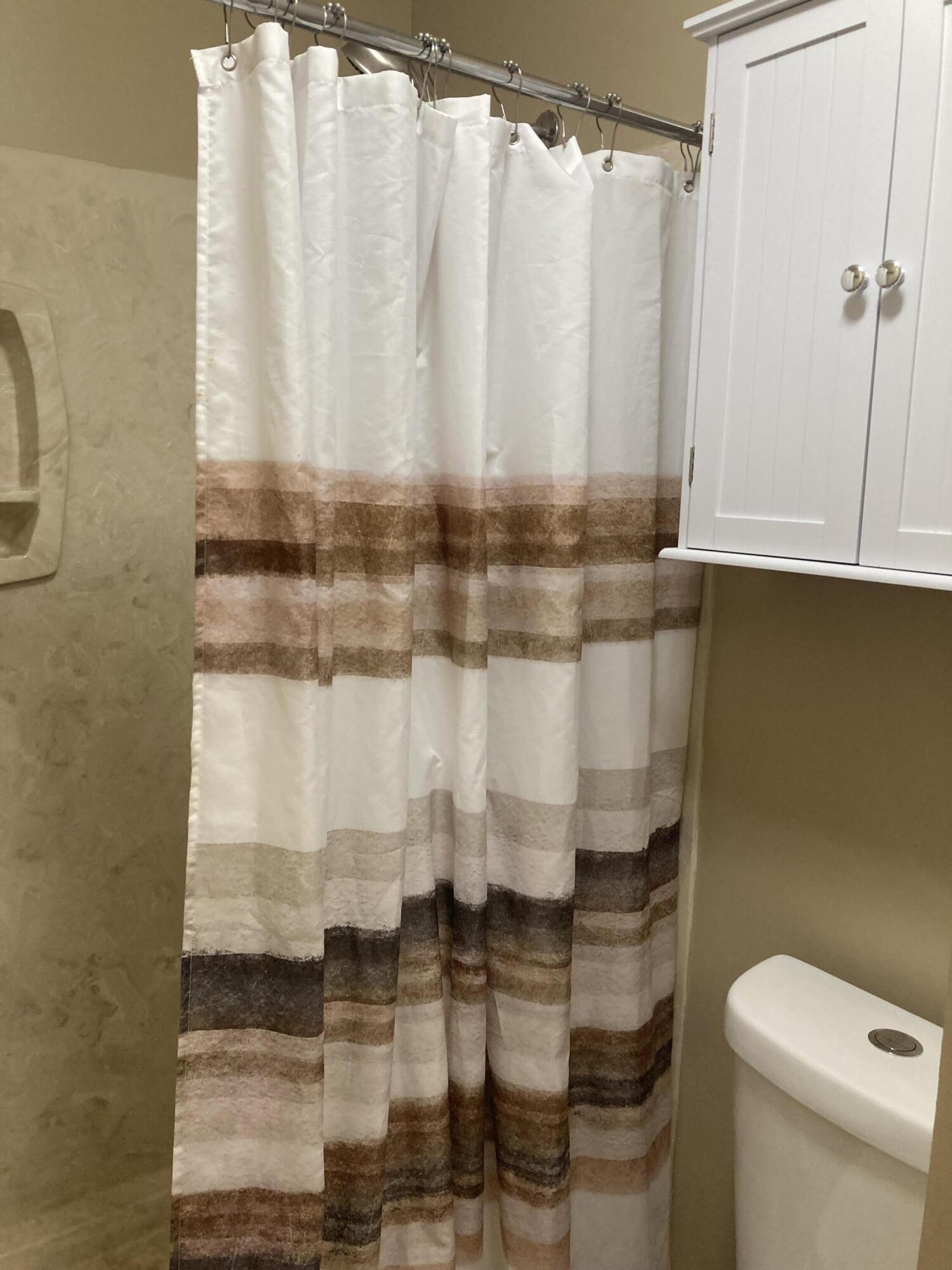 PINE RIDGE TRACE RE/SUB - Residential