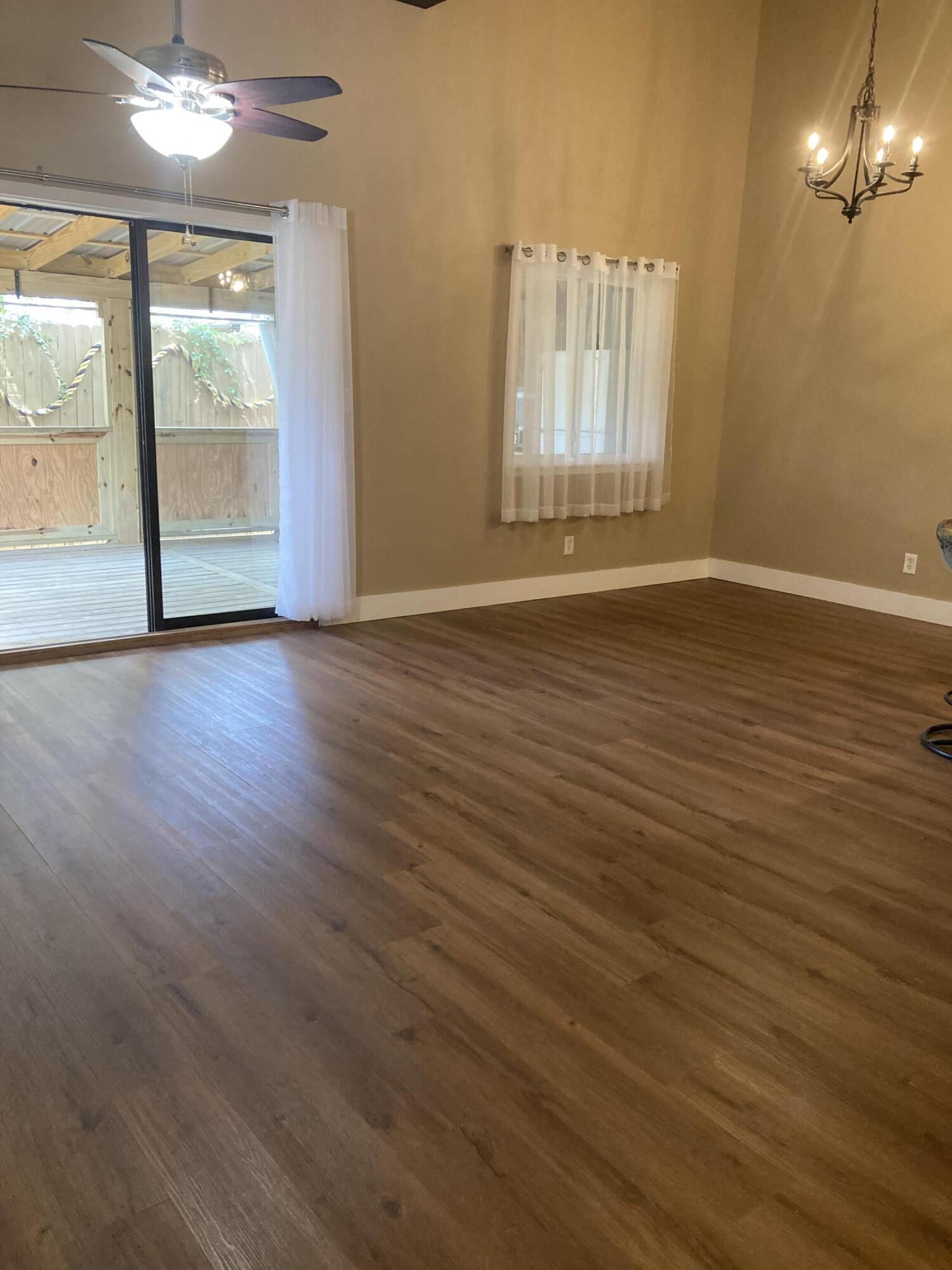 PINE RIDGE TRACE RE/SUB - Residential