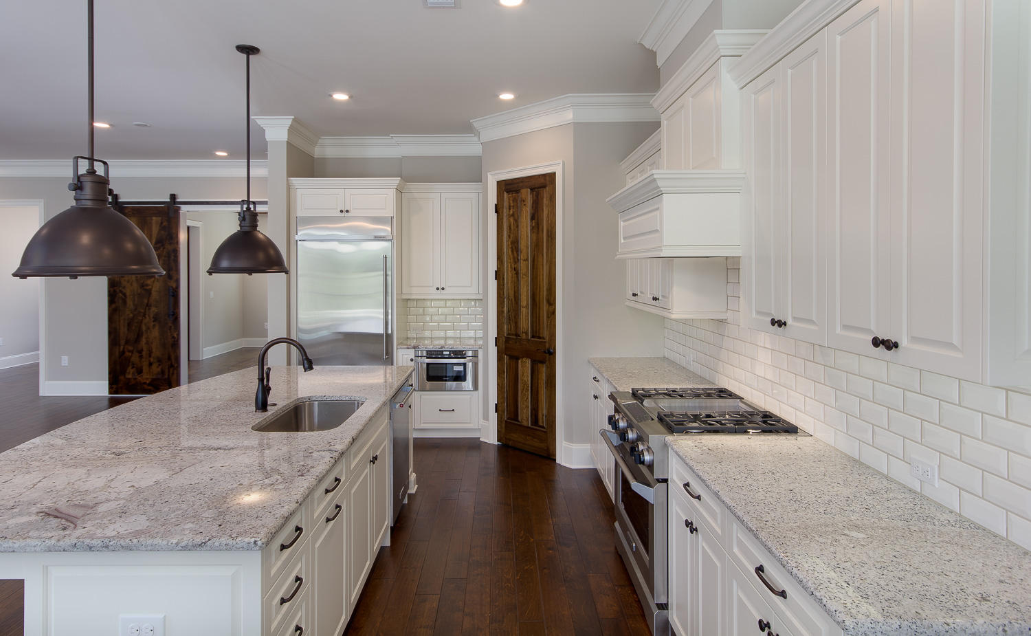 BURNT PINE - Residential