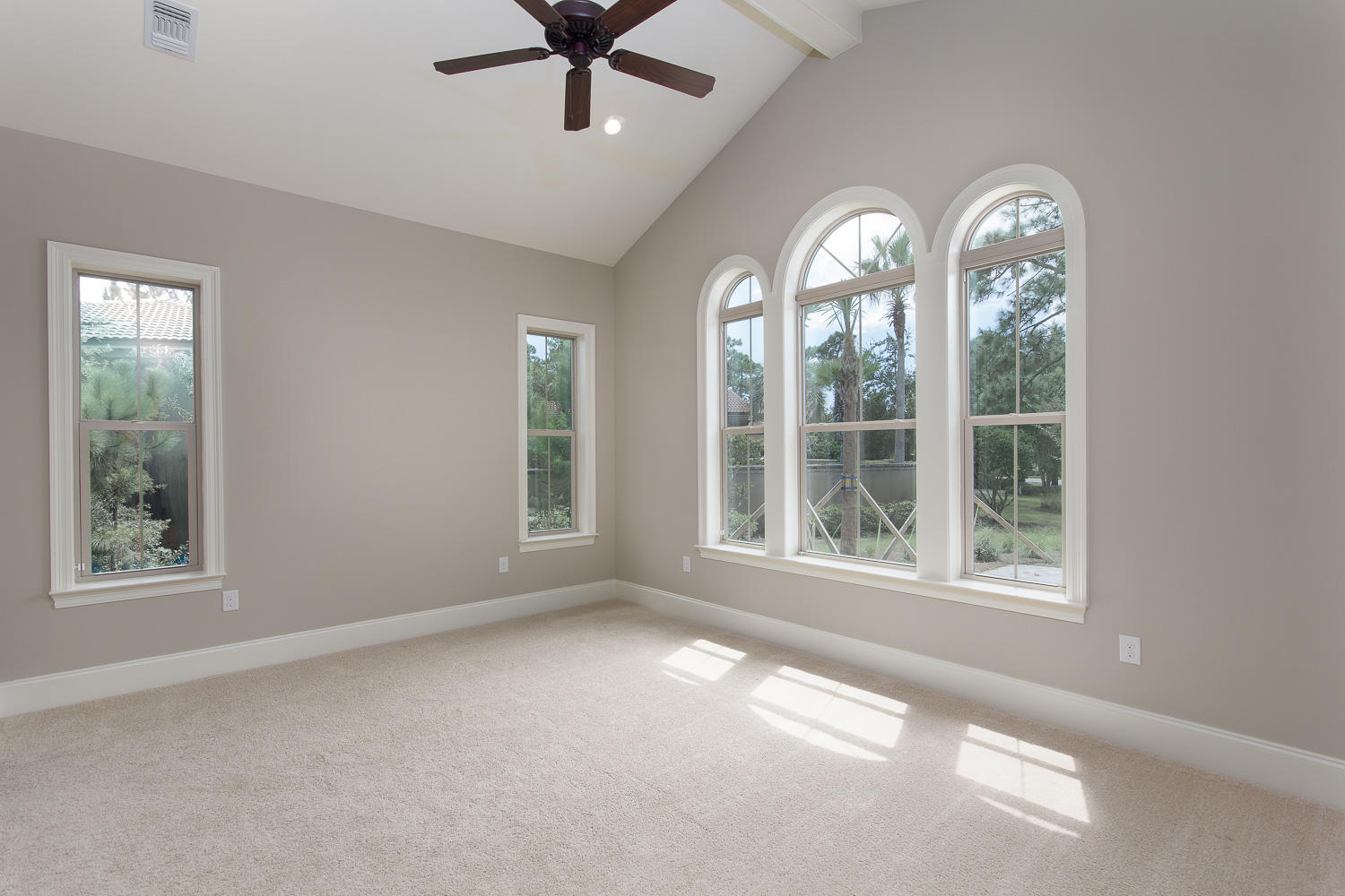 BURNT PINE - Residential