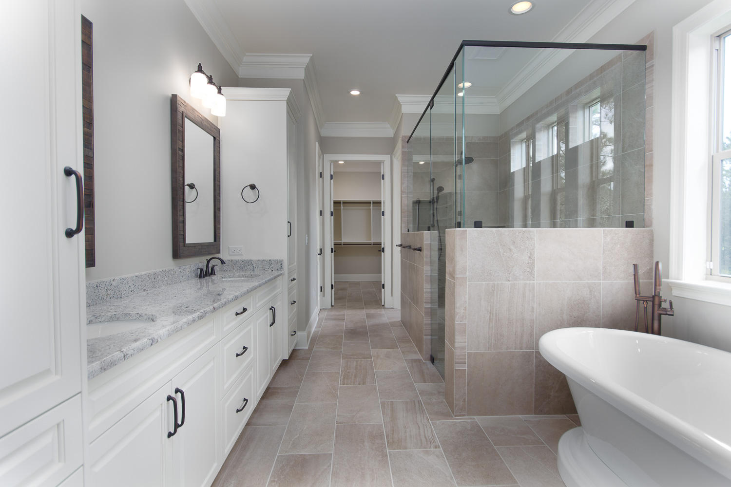 BURNT PINE - Residential