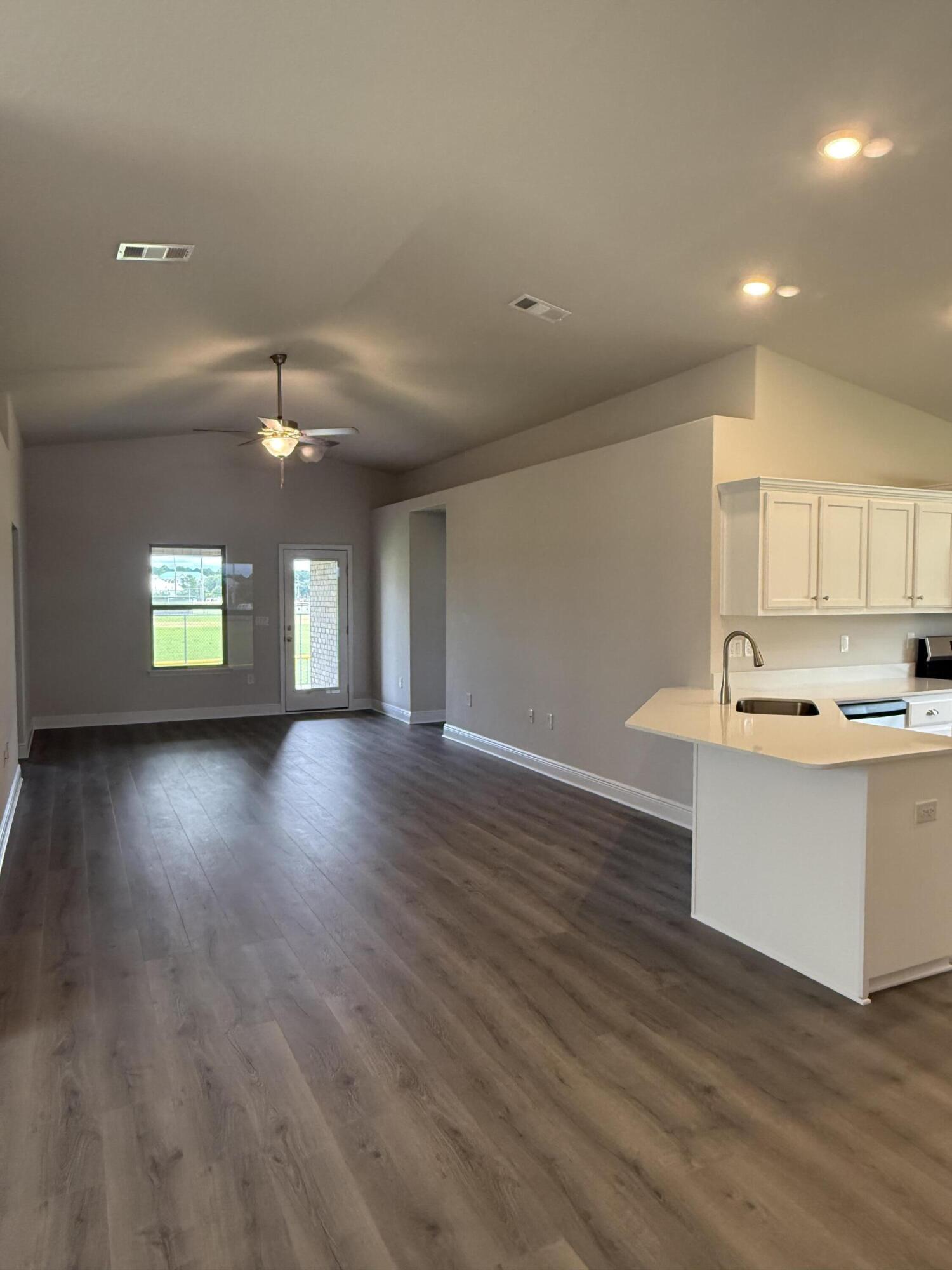 Ridgeway Landing - Residential