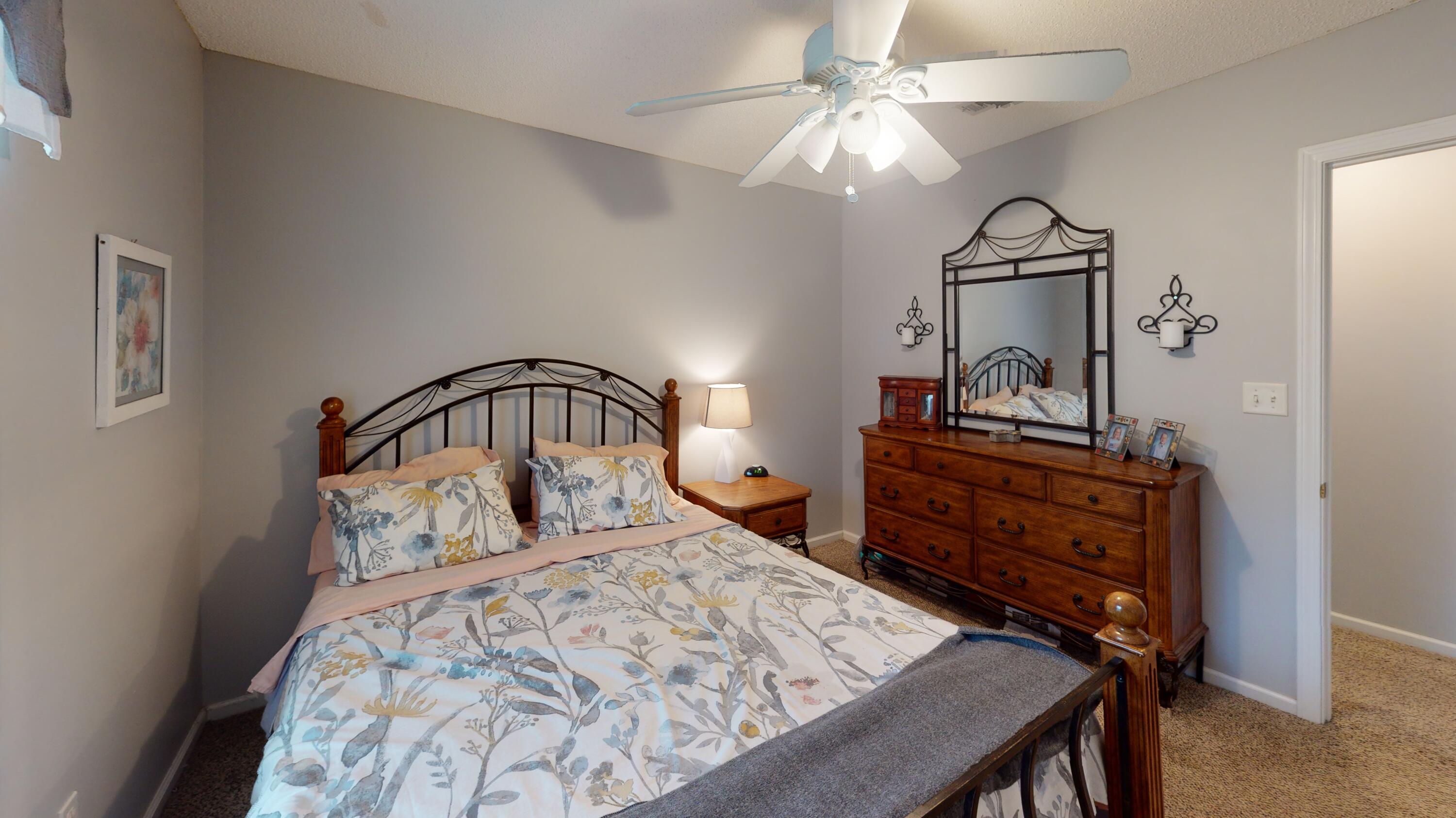 FLORIDALE BEACH - Residential