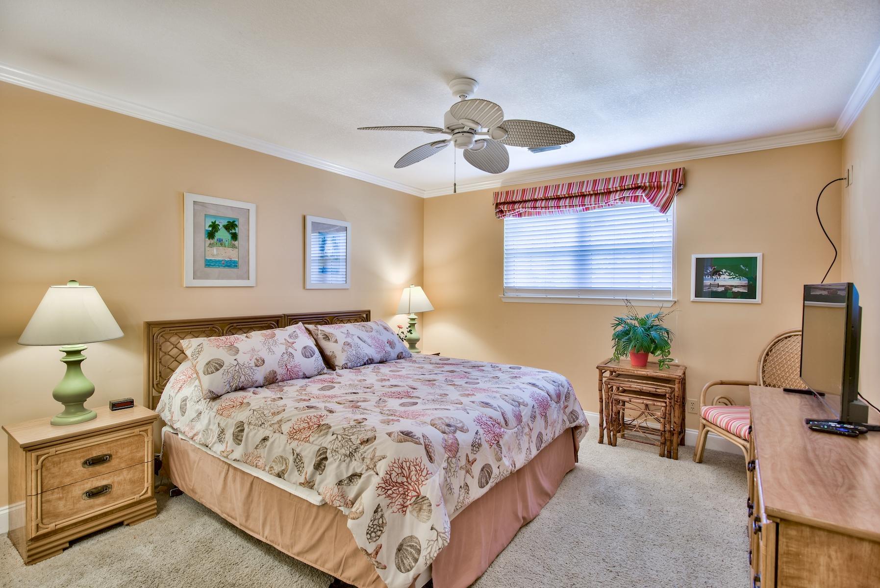 SEASCAPE CONDO FAIRWAYS AT - Residential