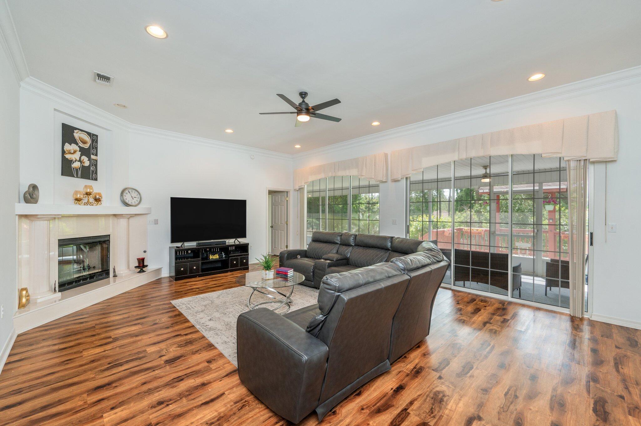 PAGE PLACE 3 PH 1 - Residential