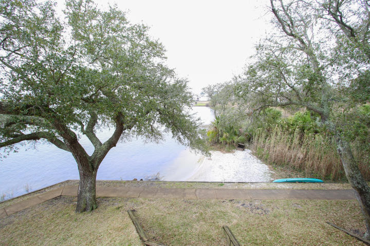 PIRATES BAY PH 1 - Residential