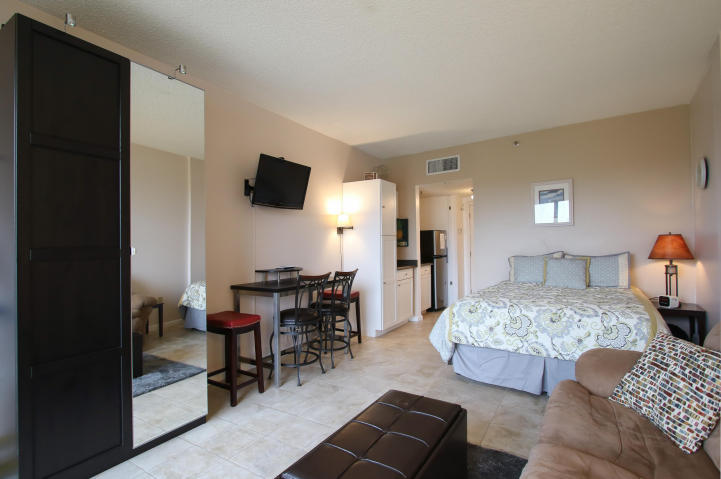 PIRATES BAY PH 1 - Residential