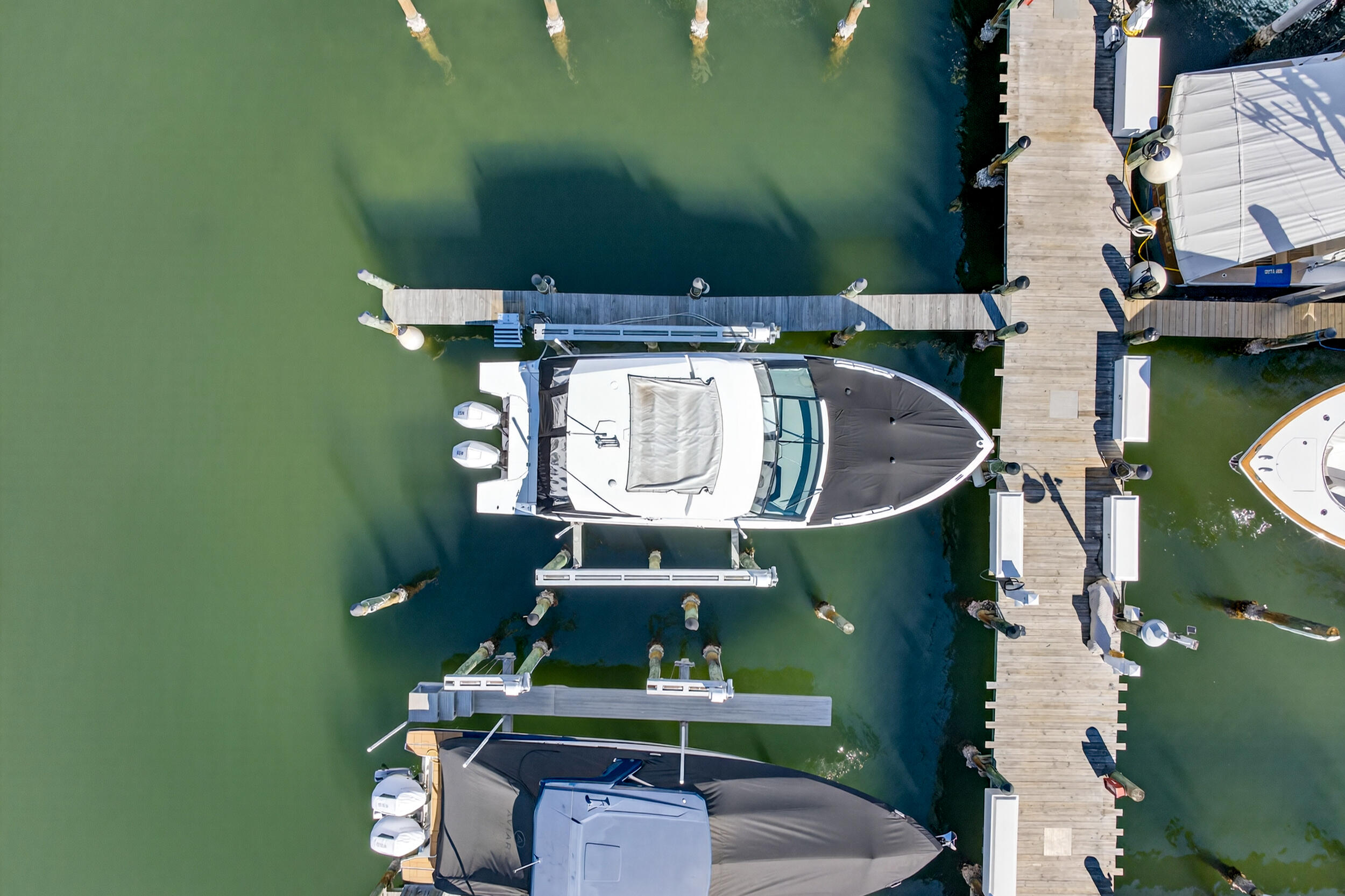 DESTIN YACHT CLUB - Residential