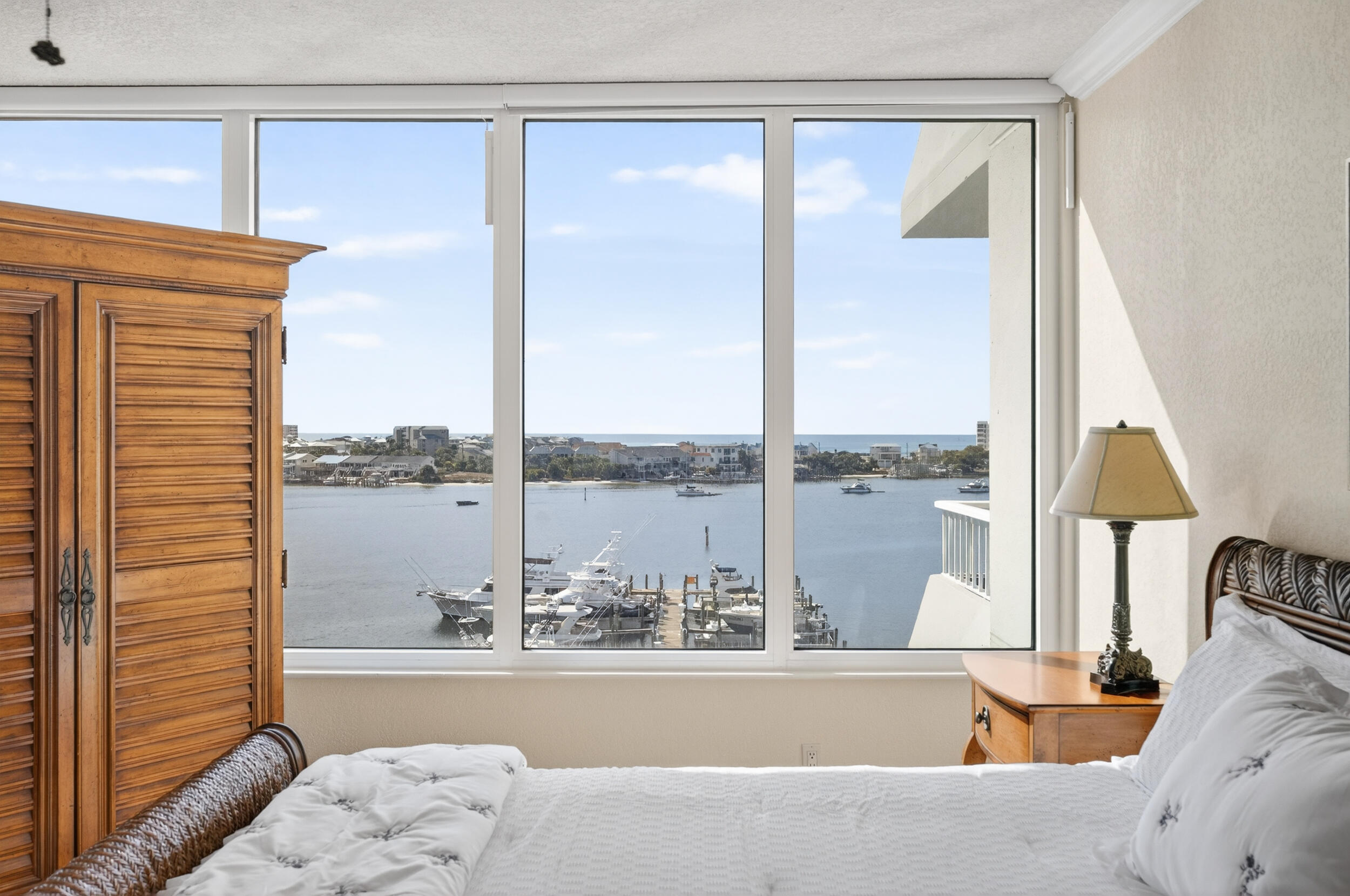 DESTIN YACHT CLUB - Residential