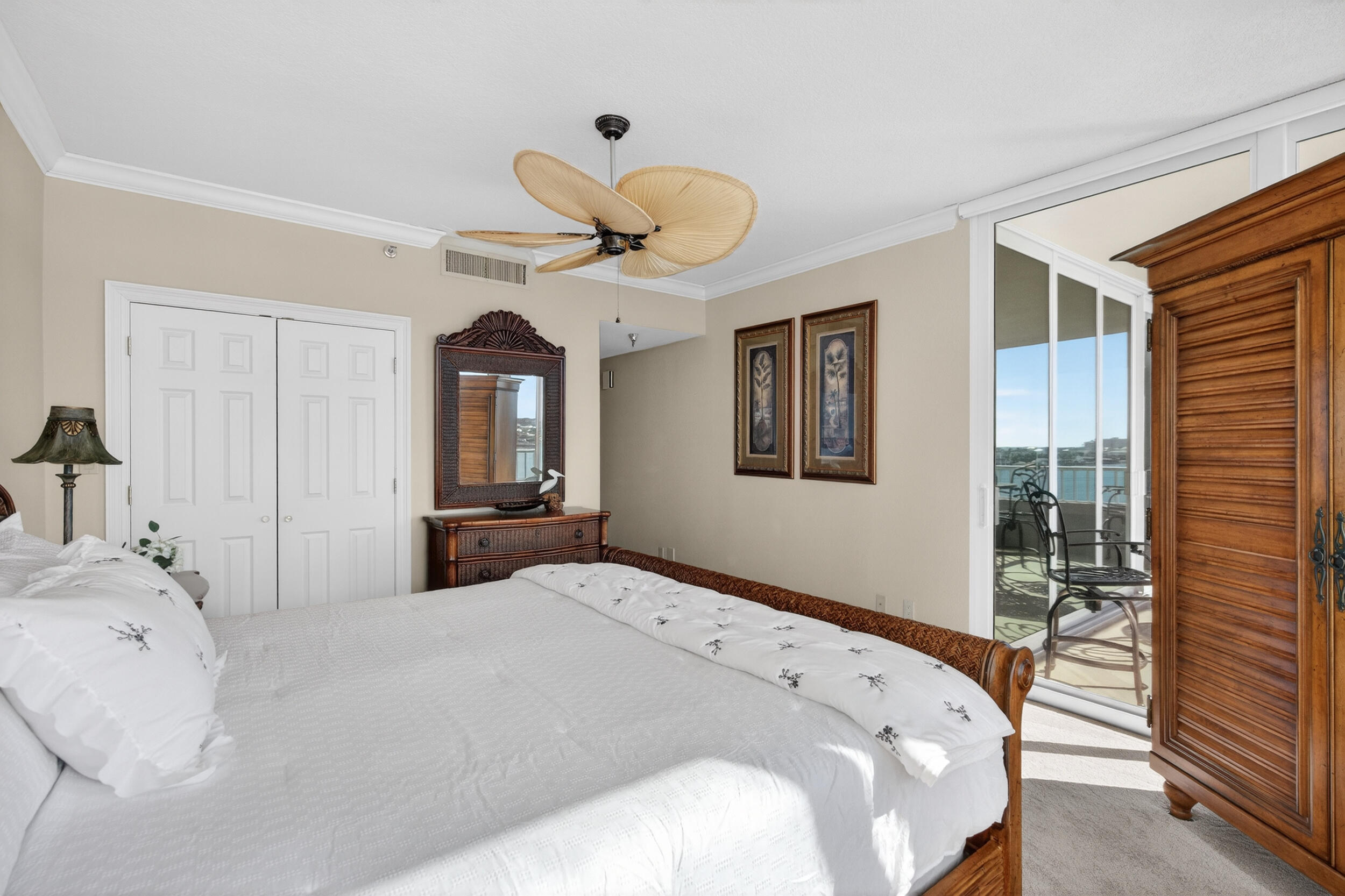 DESTIN YACHT CLUB - Residential