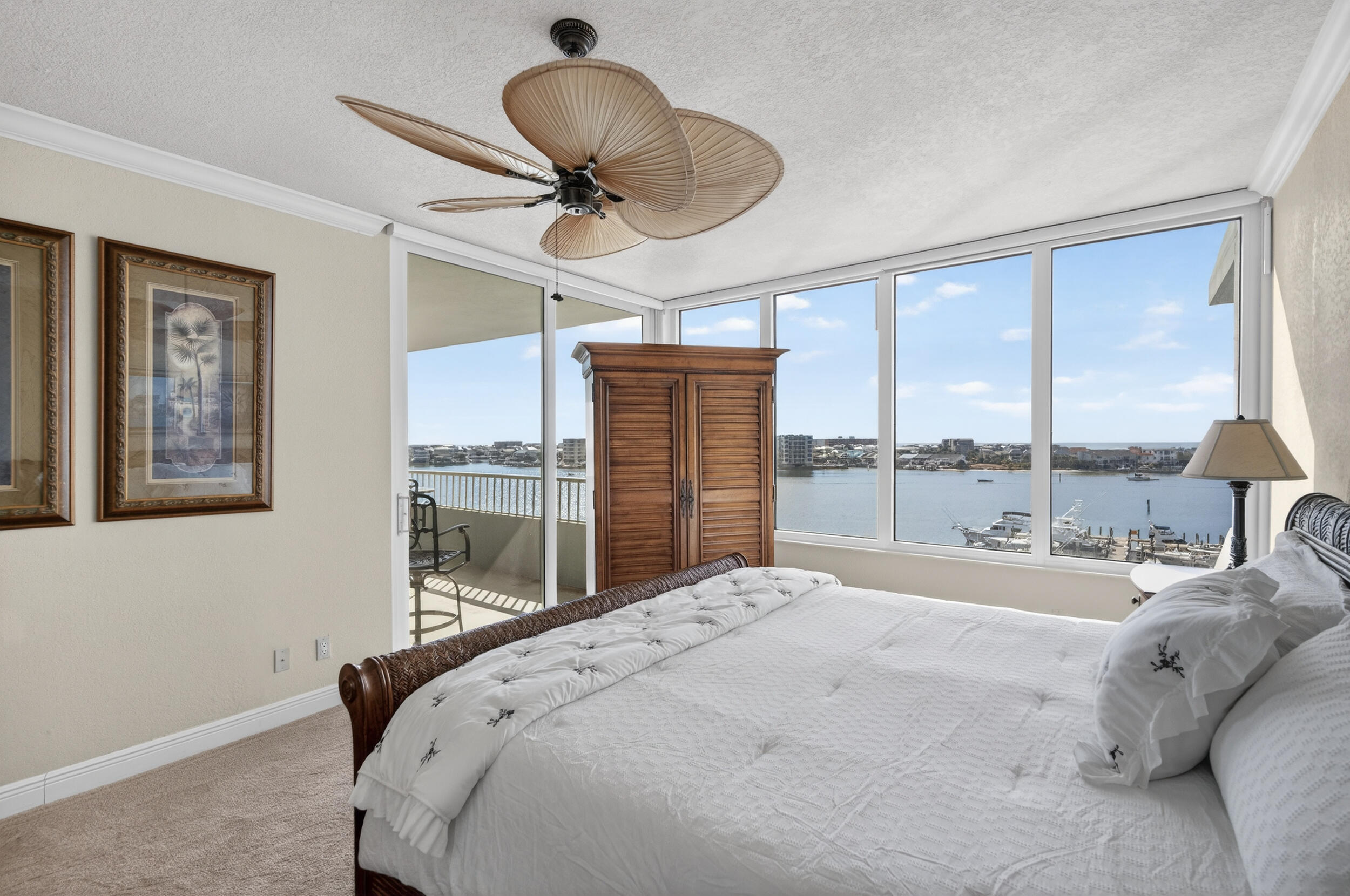DESTIN YACHT CLUB - Residential