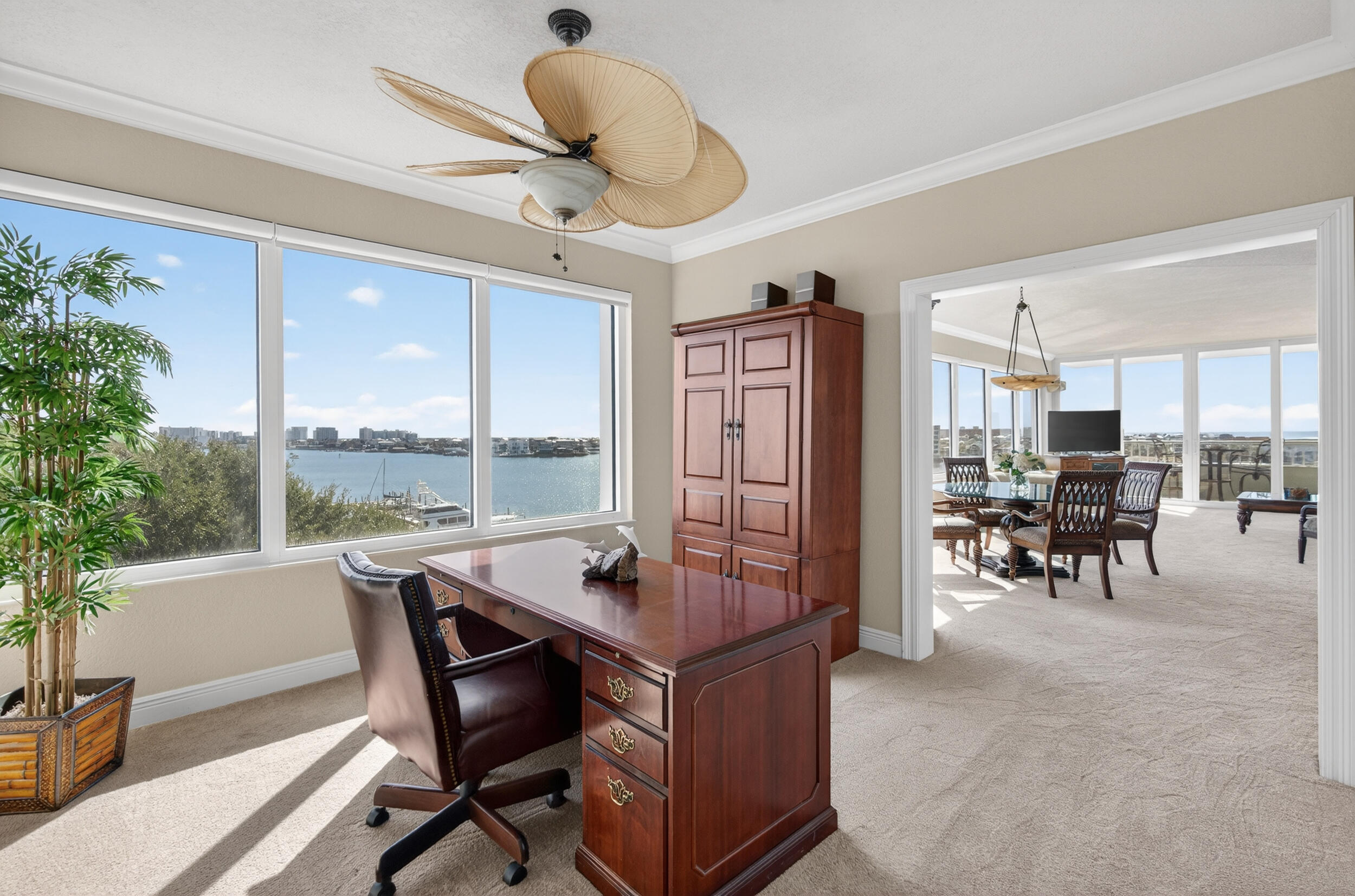 DESTIN YACHT CLUB - Residential