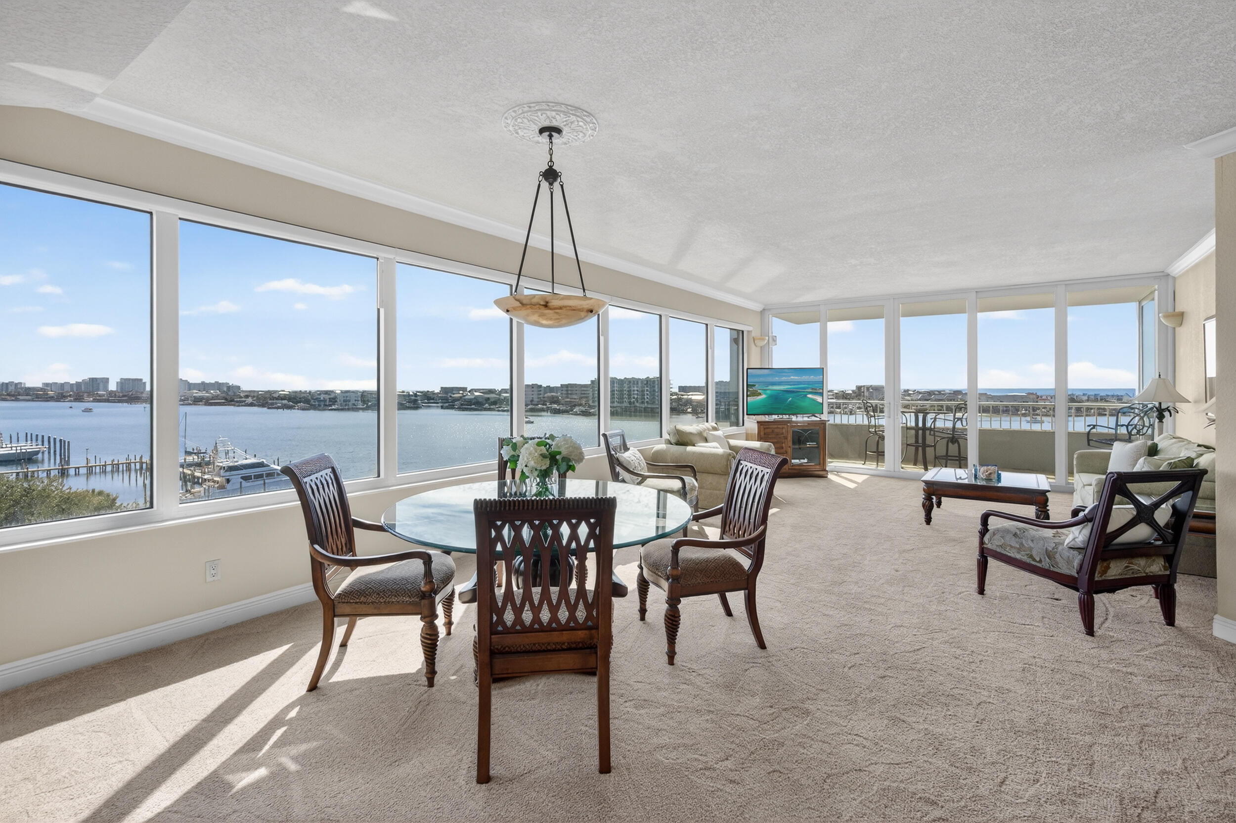 DESTIN YACHT CLUB - Residential