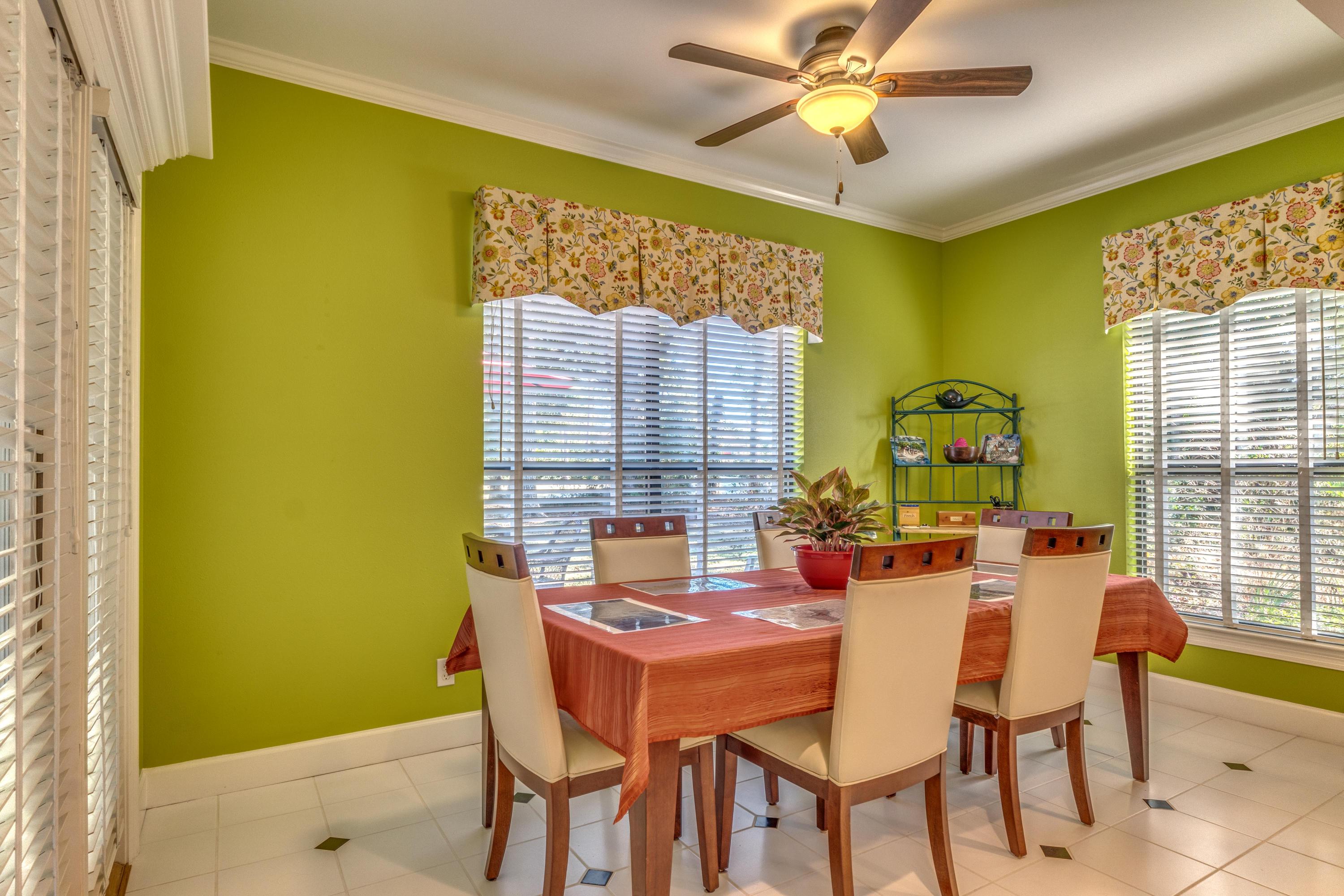 VILLAS ST ANDREWS BLUEWATER BAY - Residential