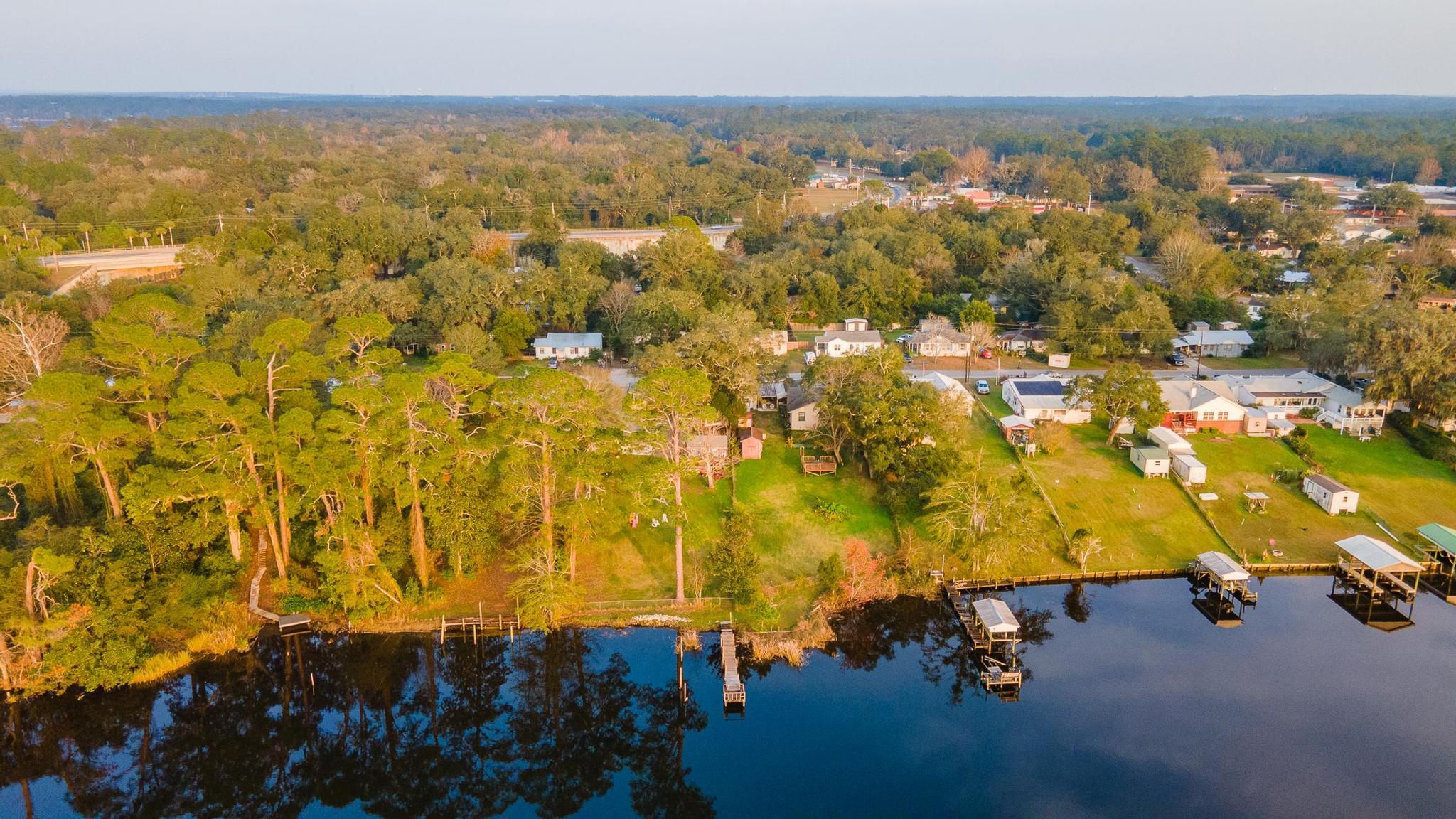 BAYVIEW HEIGHTS - Residential