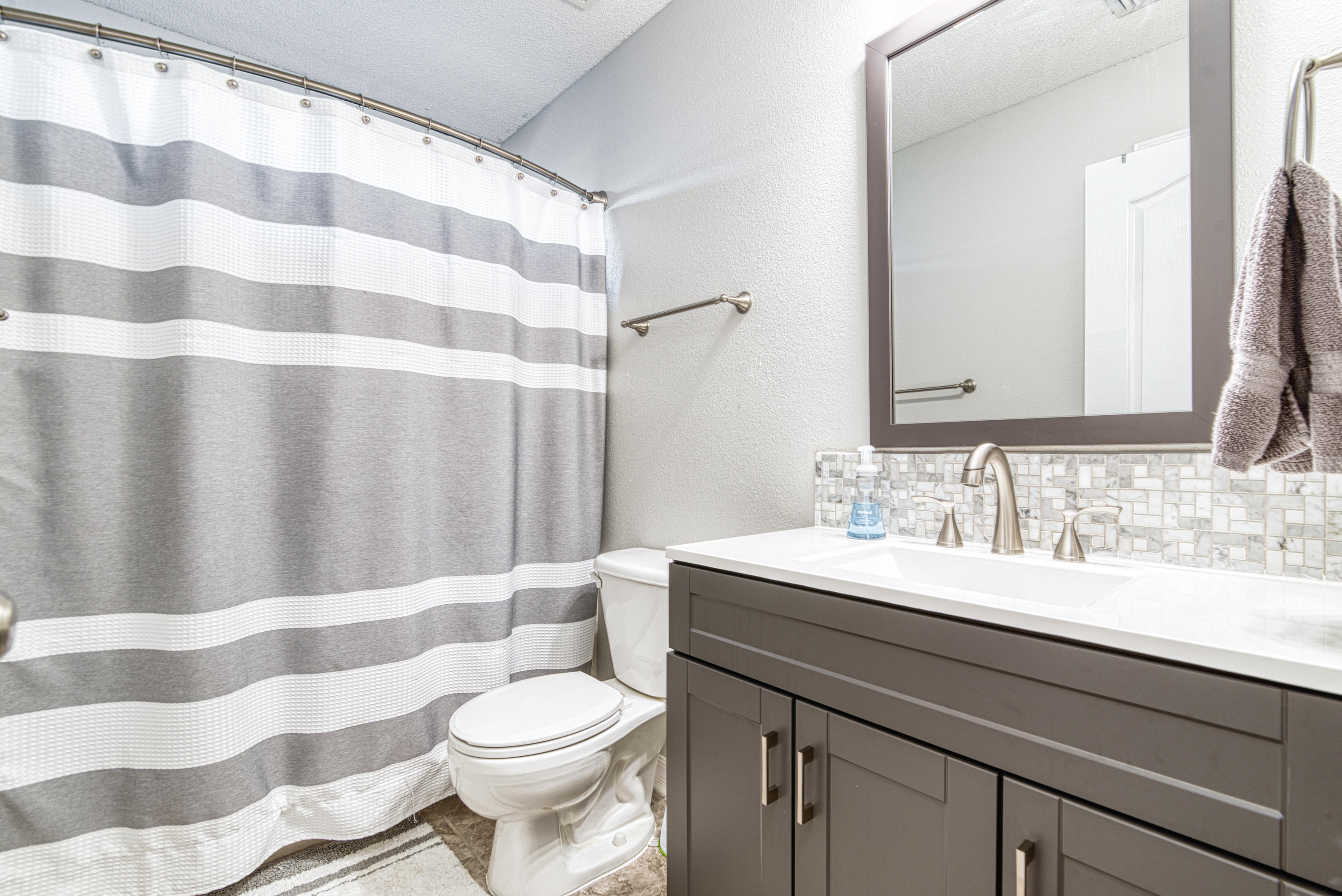 HOLLEY BY THE SEA - Residential