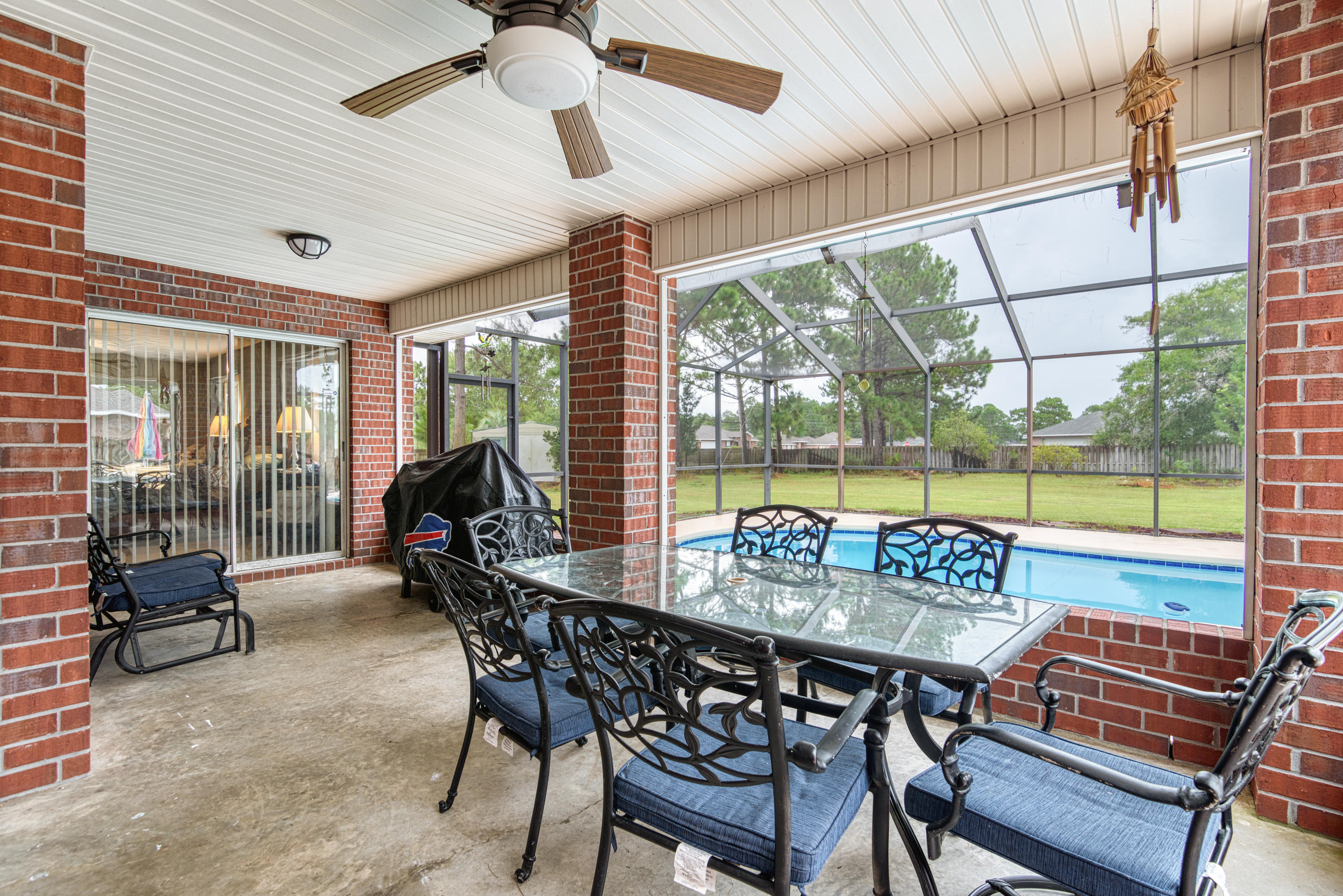 HOLLEY BY THE SEA - Residential