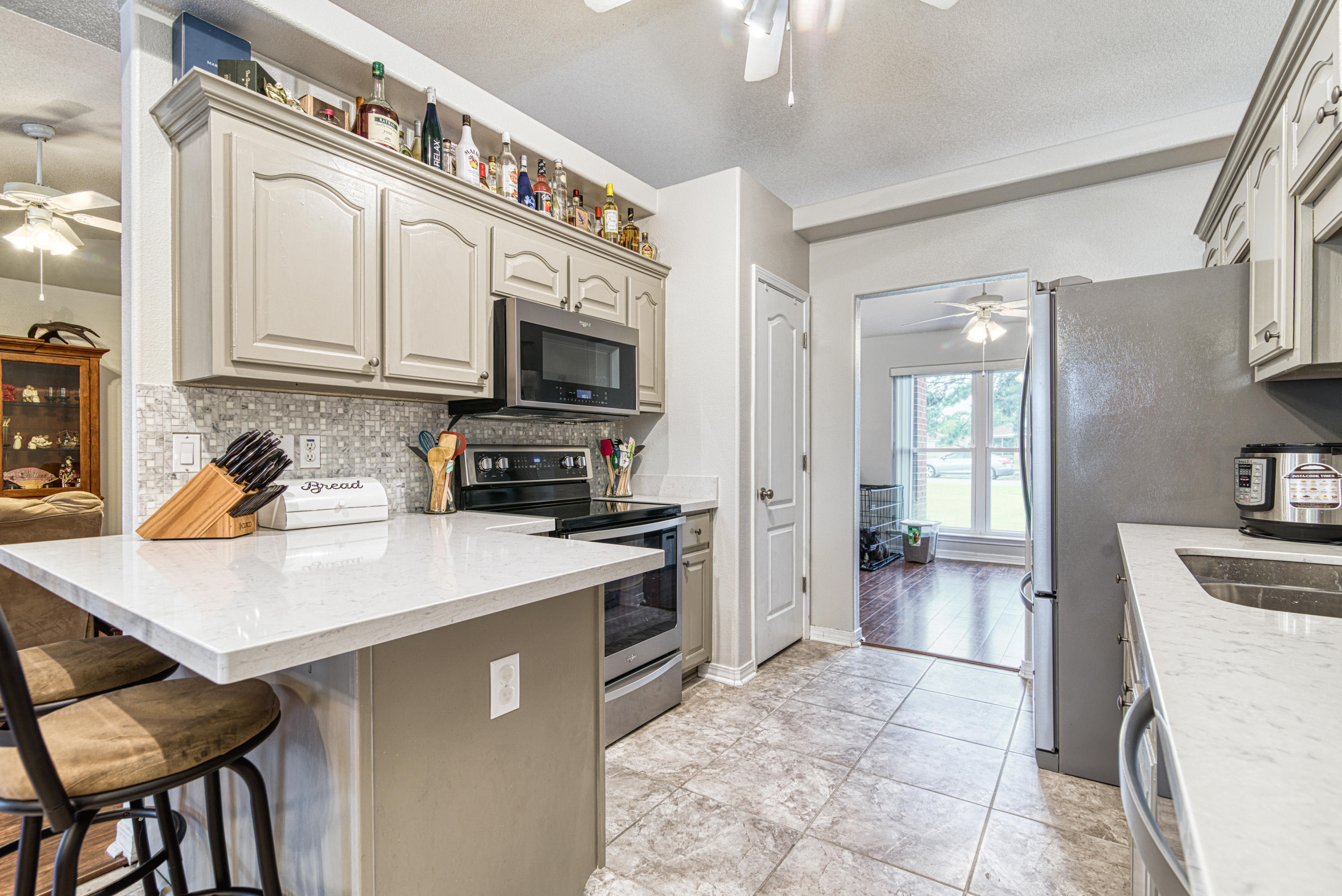 HOLLEY BY THE SEA - Residential