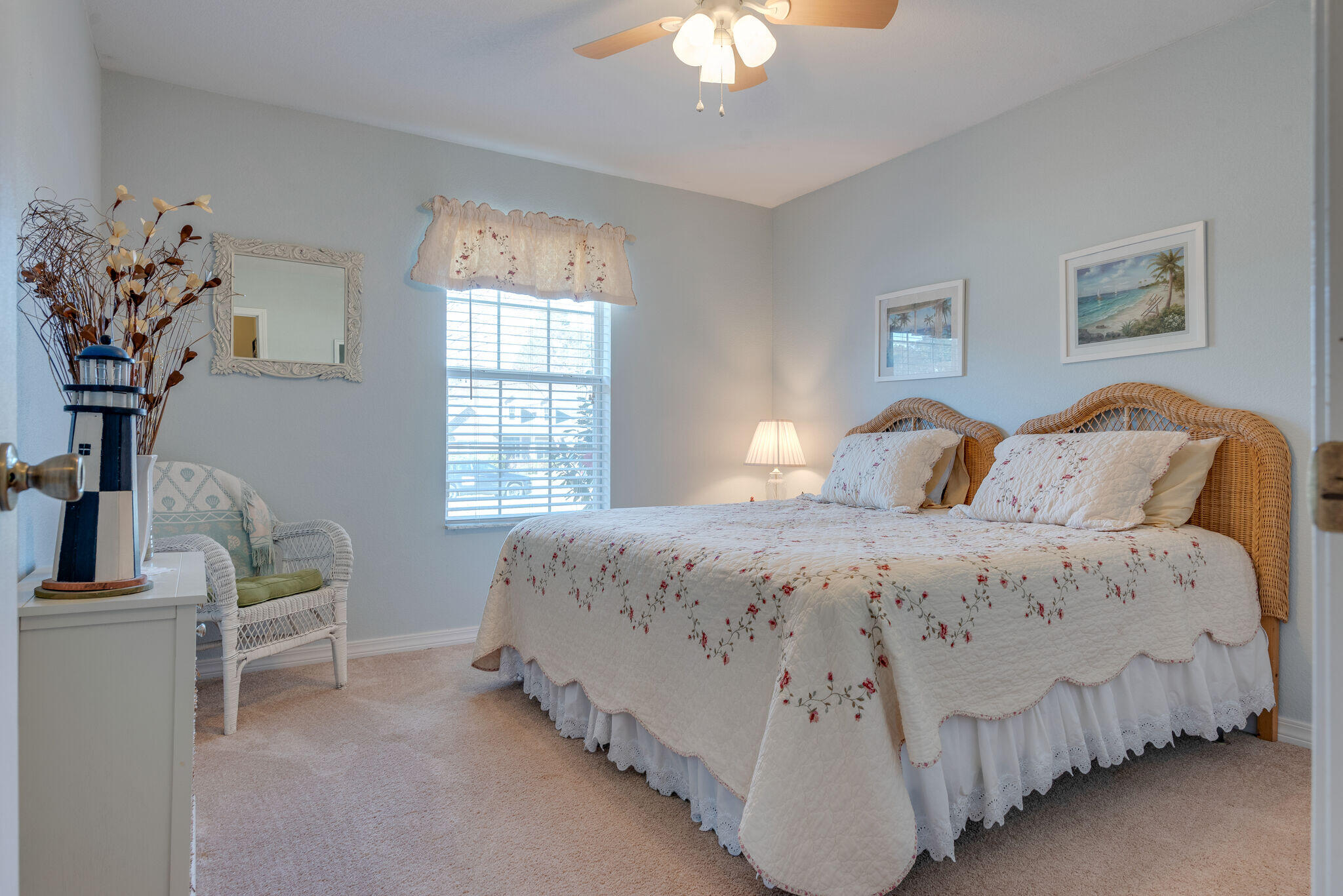 HOLLEY BY THE SEA - Residential