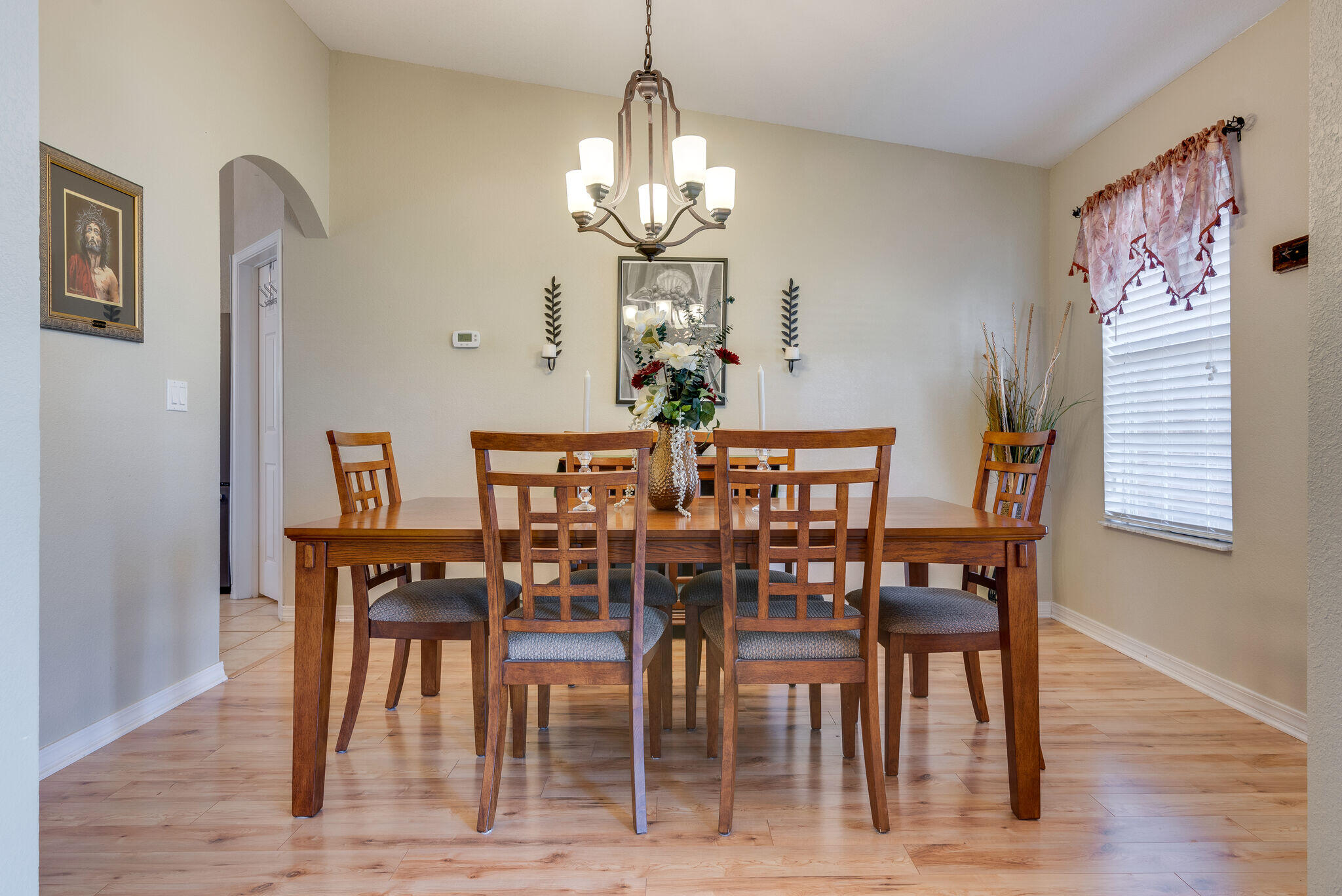 HOLLEY BY THE SEA - Residential