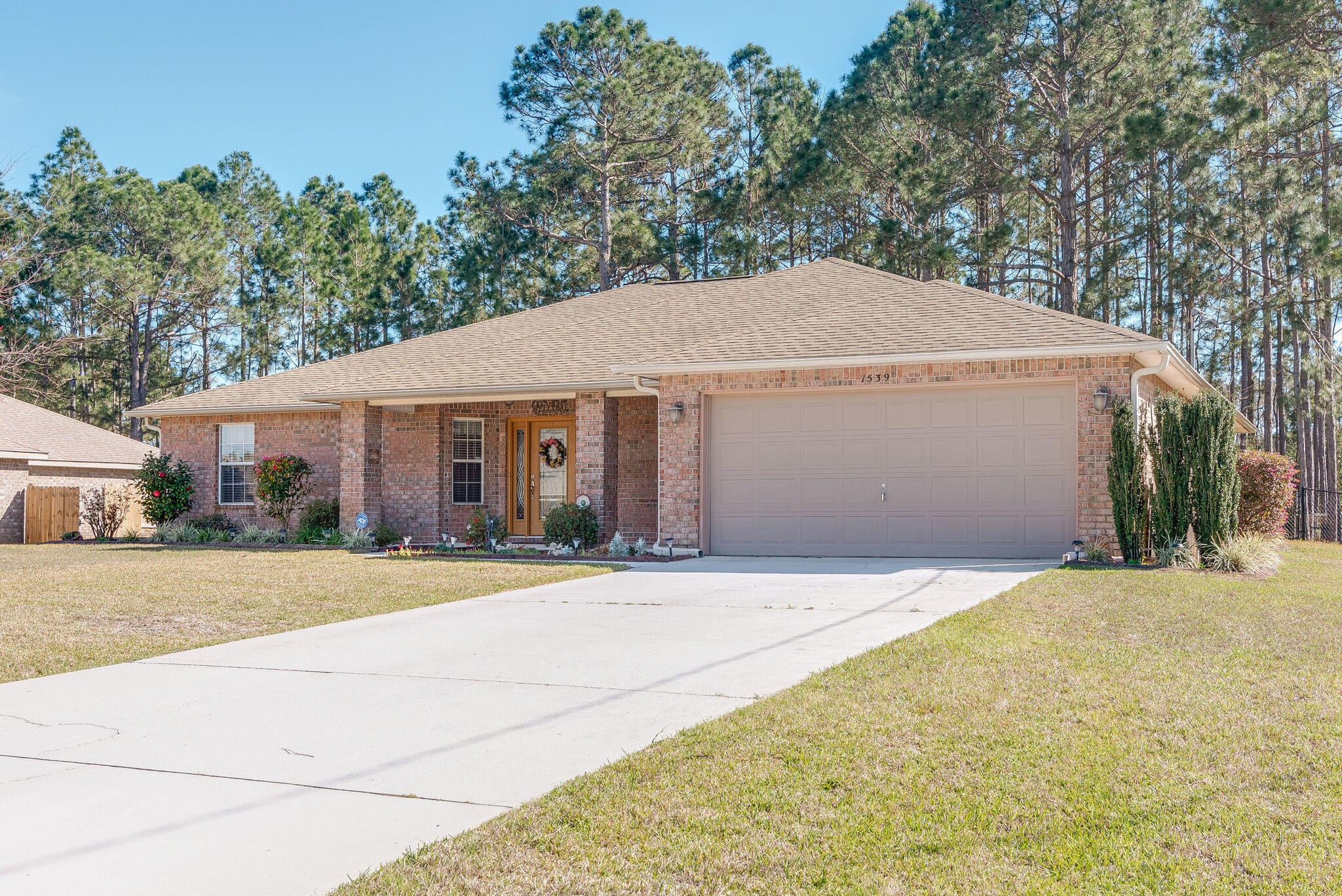 HOLLEY BY THE SEA - Residential