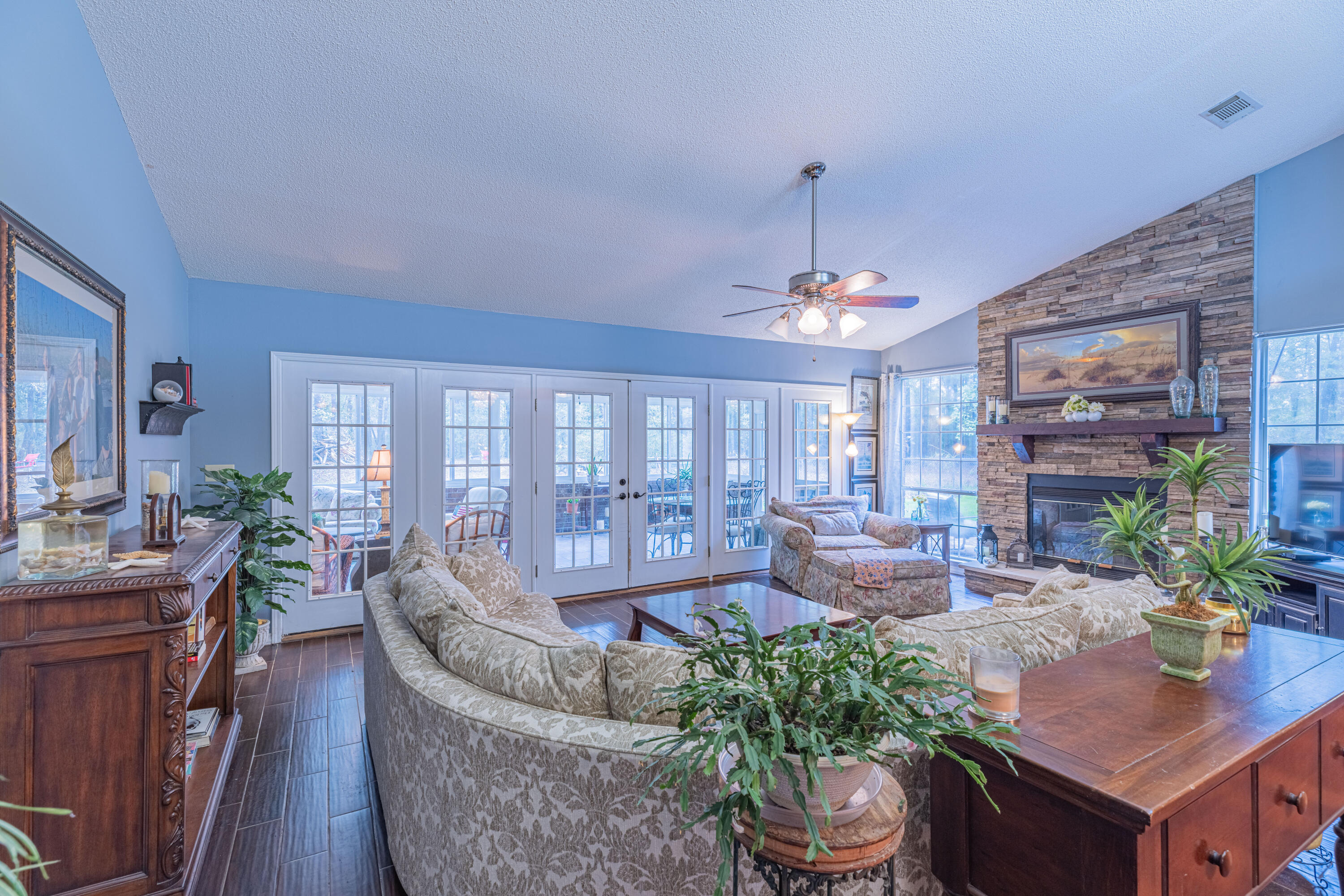 Steeple chase - Residential