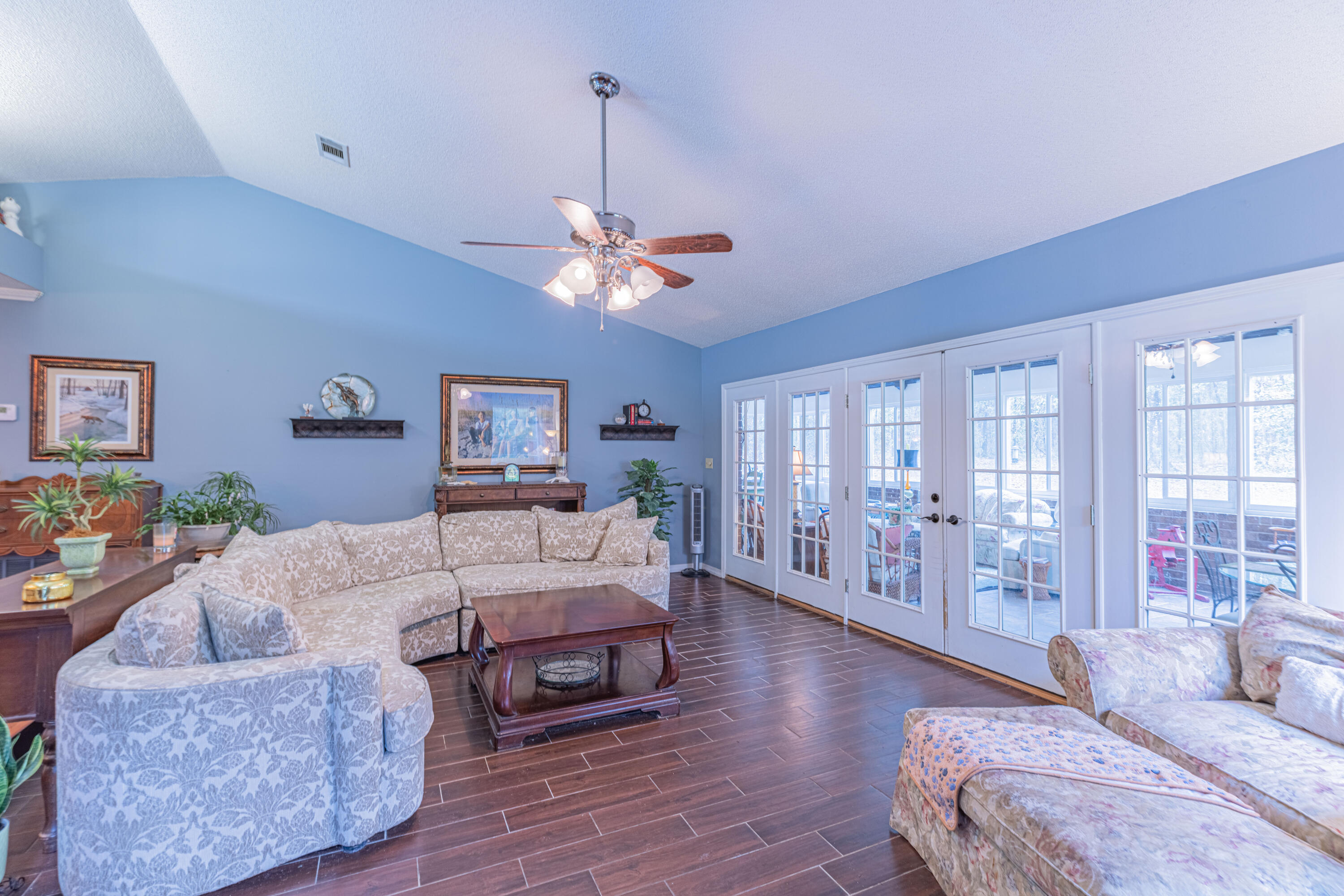 Steeple chase - Residential