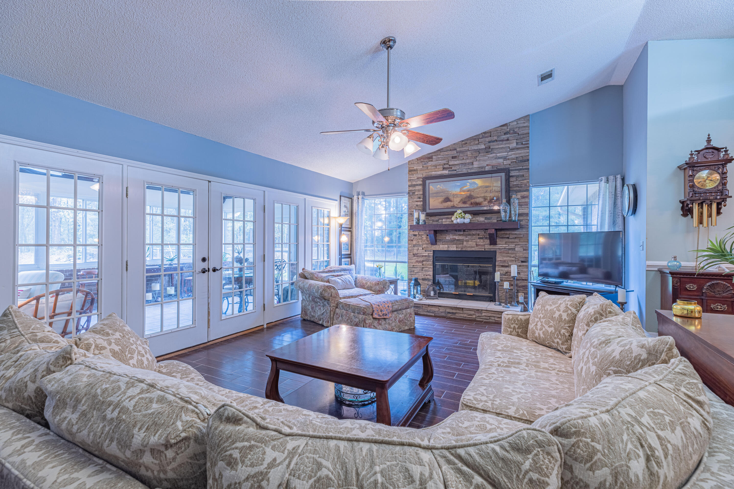 Steeple chase - Residential