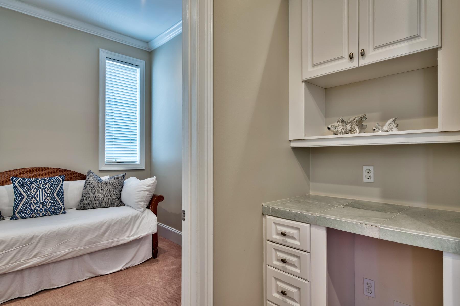 DESTINY BY THE SEA - Residential