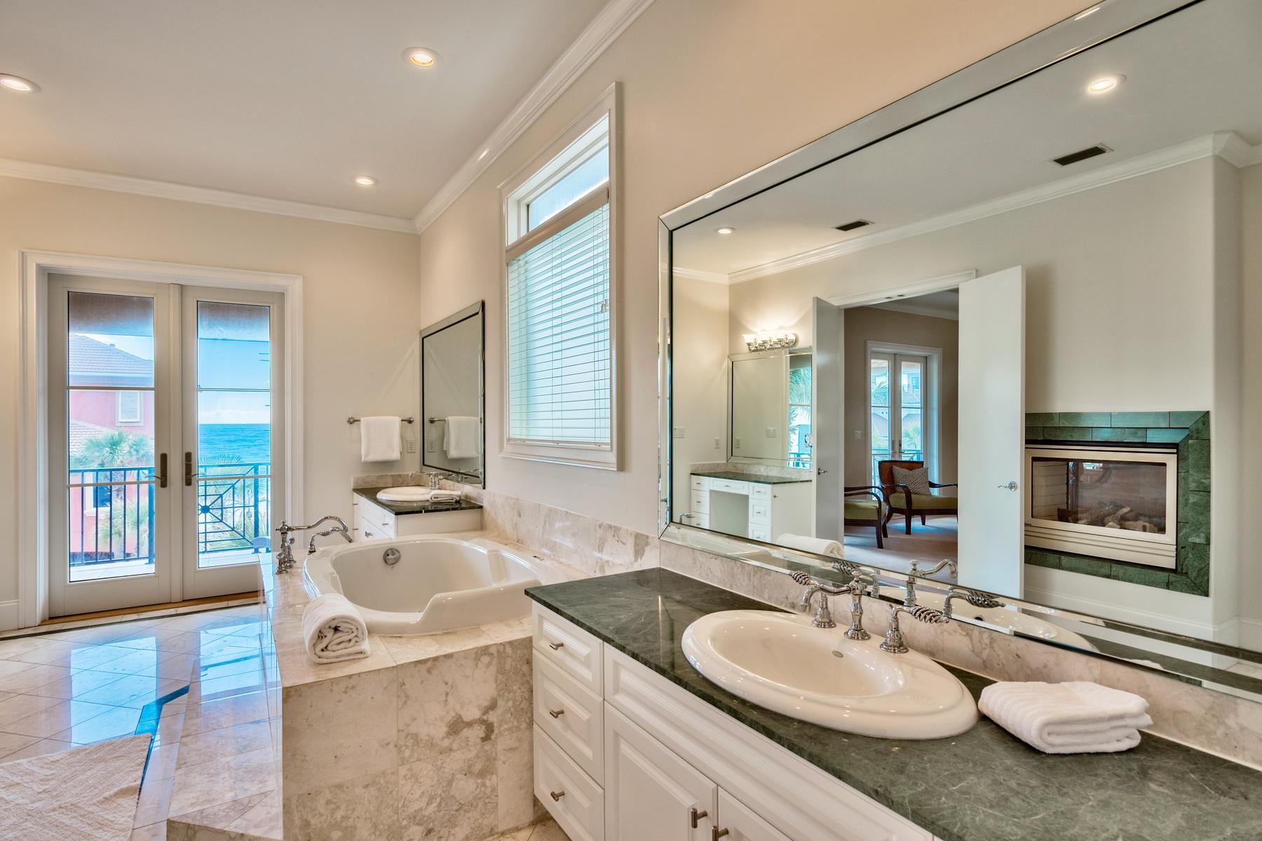 DESTINY BY THE SEA - Residential