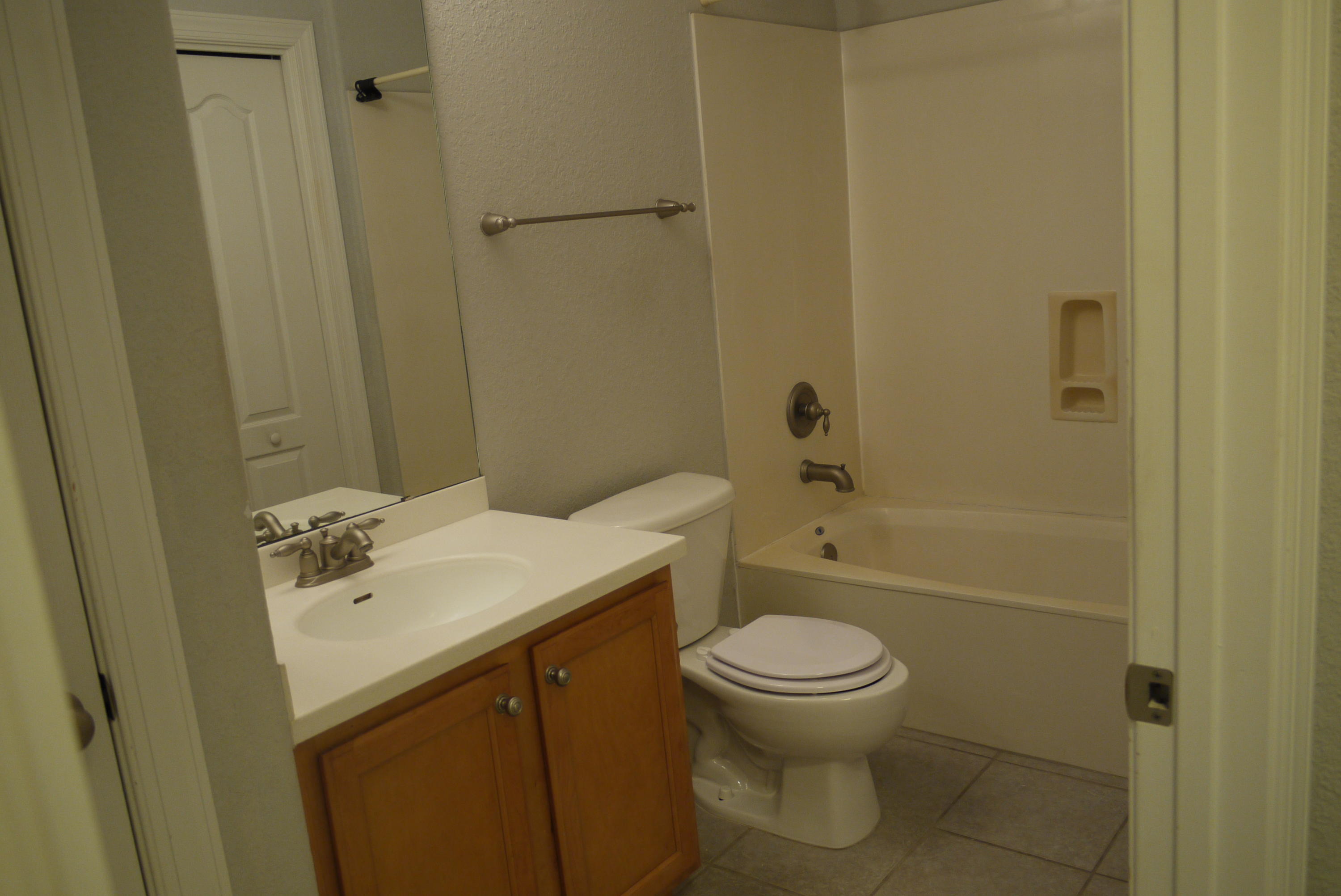 Diamond Lakes - Residential
