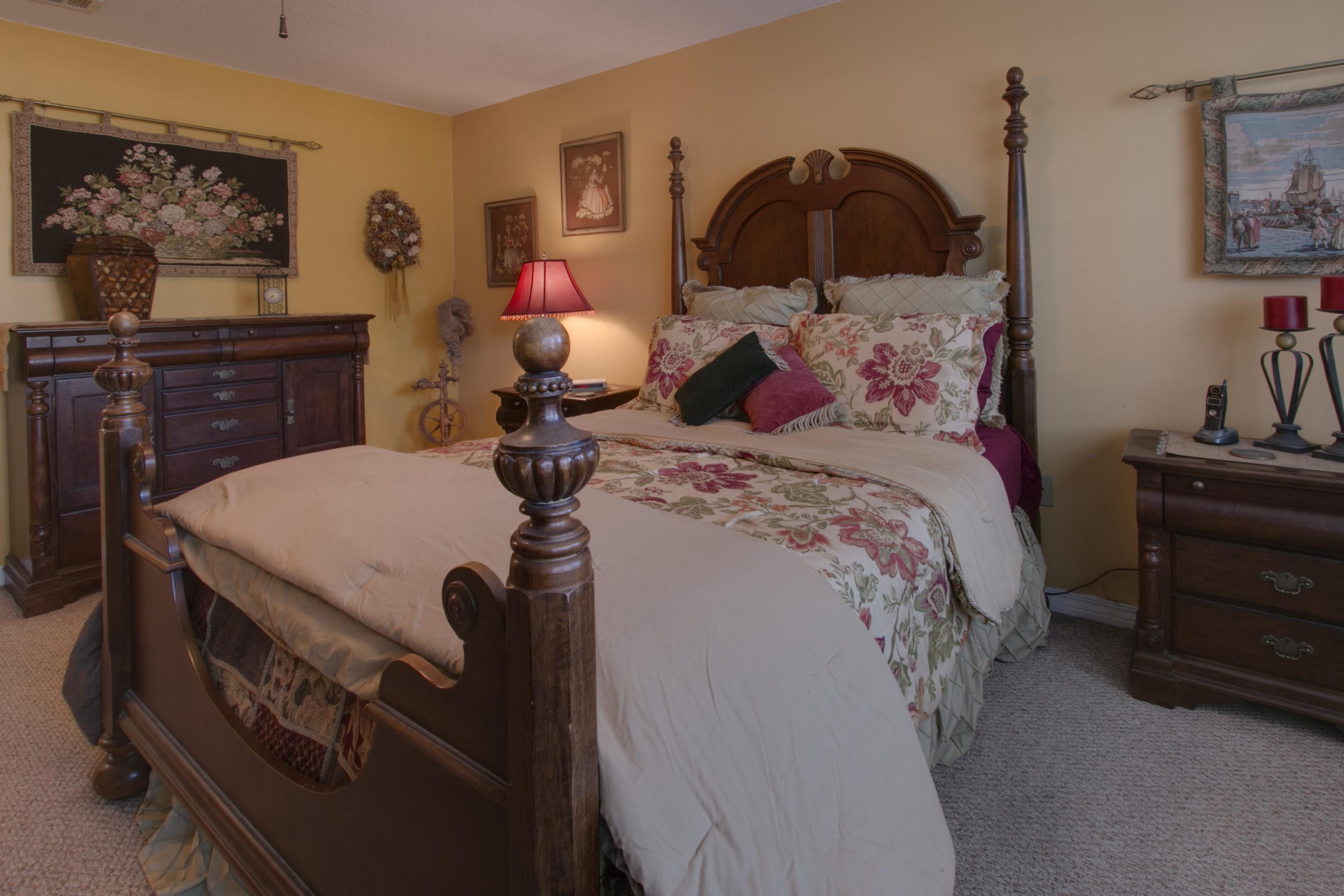 ST. ANDREWS - Residential