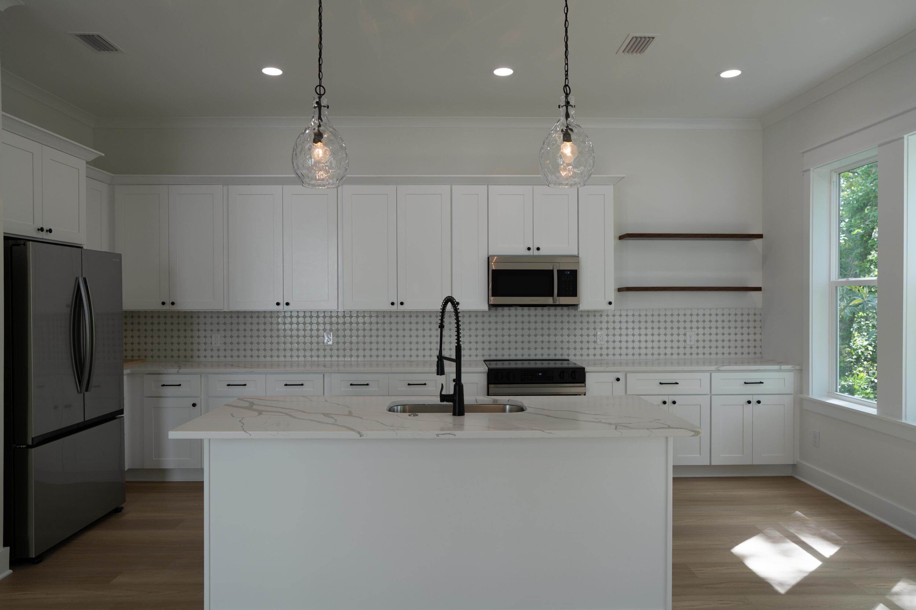 SACRED OAKS PH 2 - Residential Lease