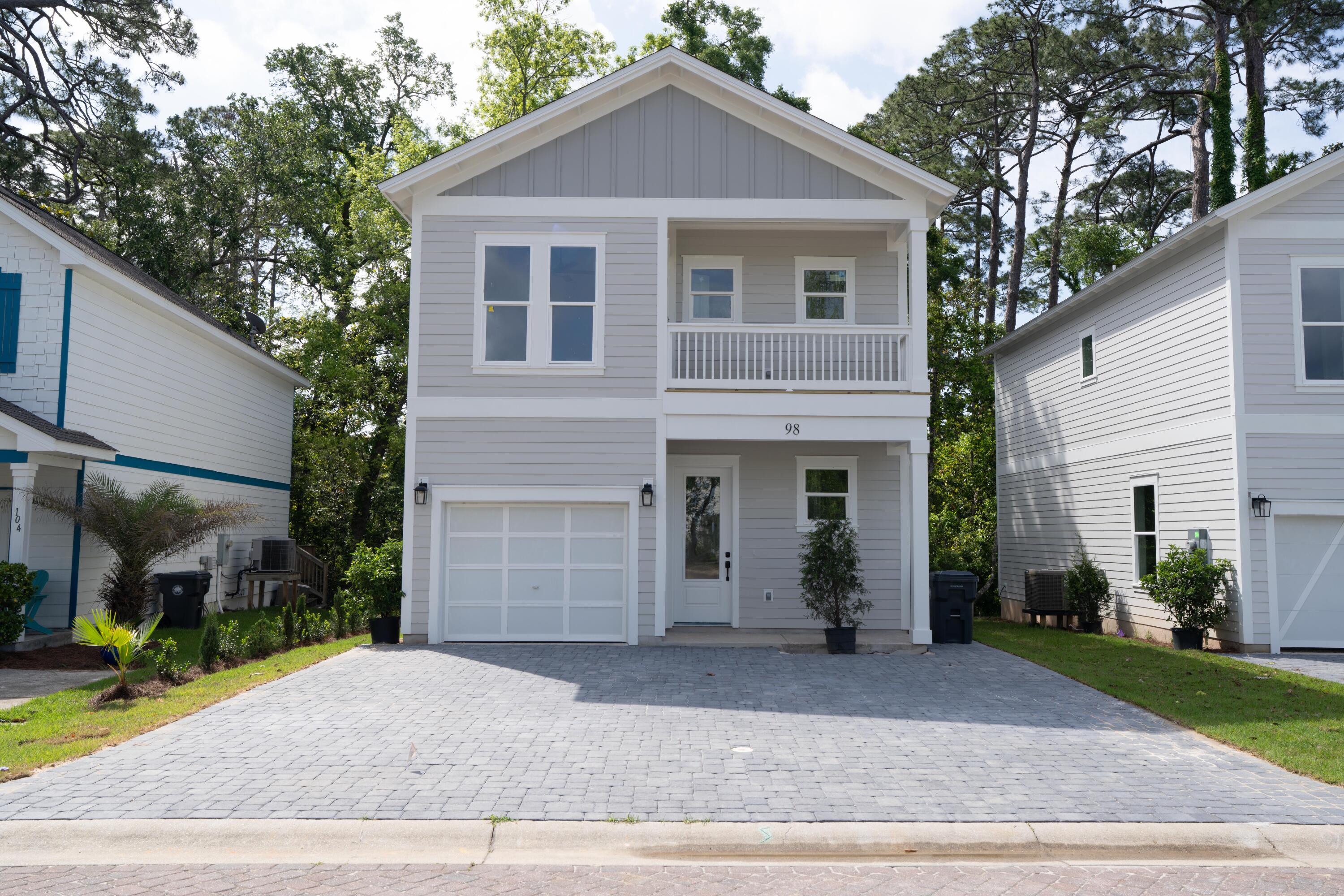 SACRED OAKS PH 2 - Residential Lease